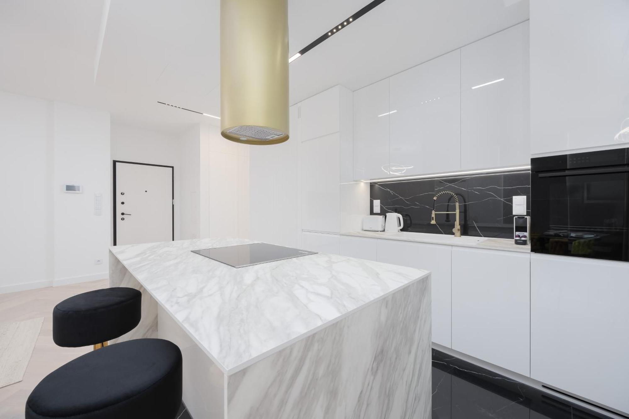 Lux Grzybowska With Parking By Renters Prestige