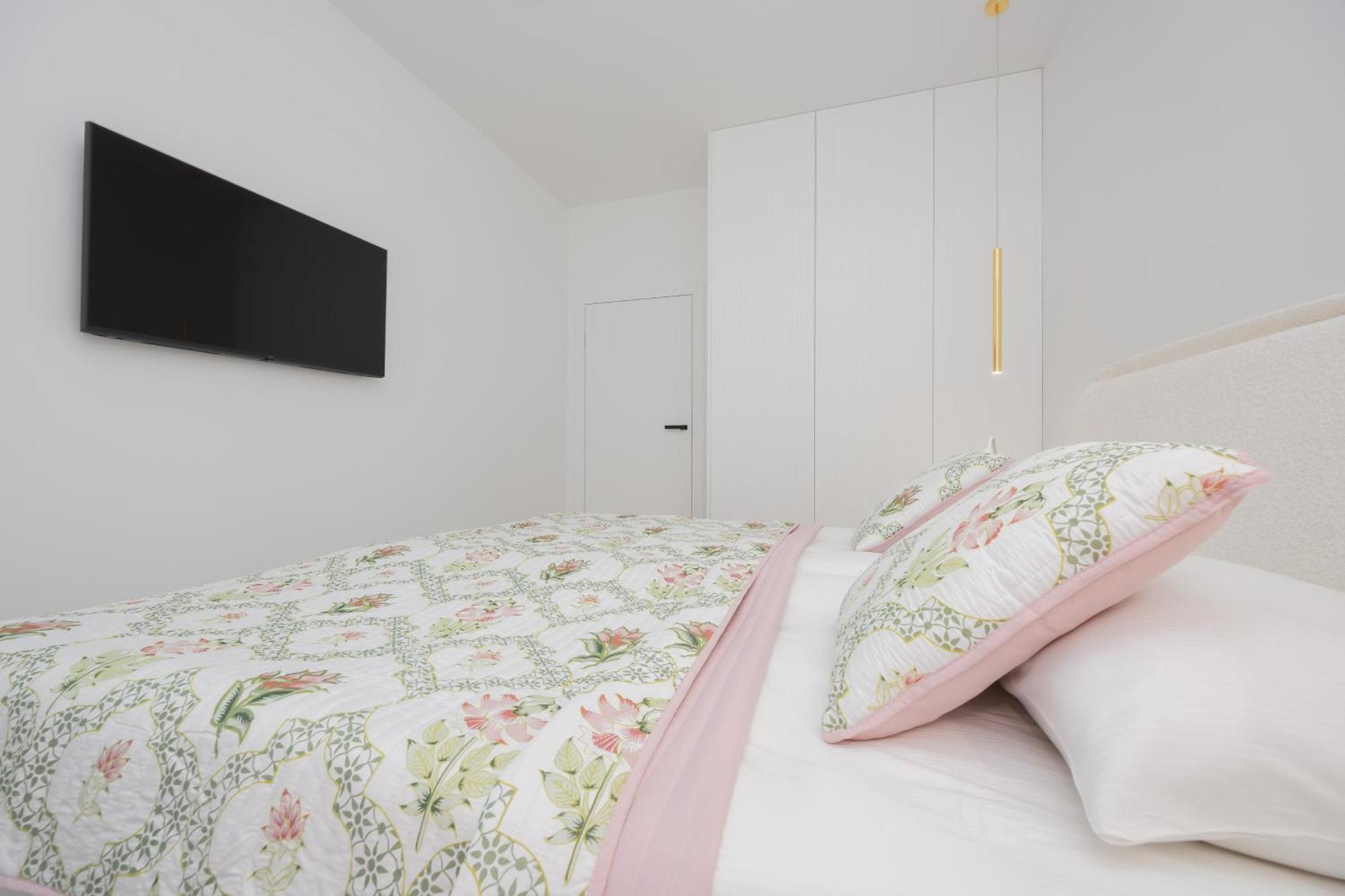 Apartament Lux Grzybowska With Parking By Renters Prestige *