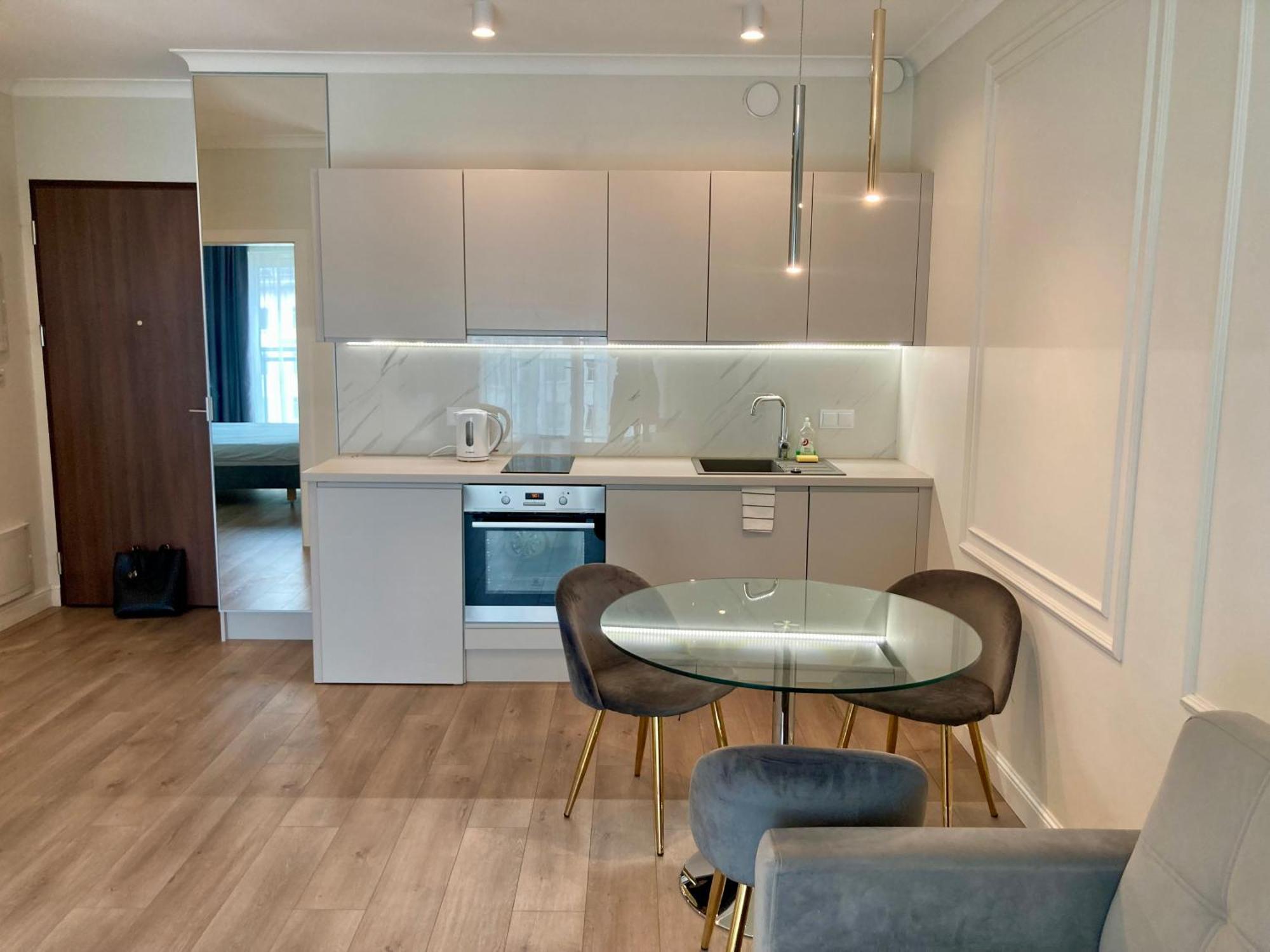 Apartment Mennica De Luxe Walicow 11 *