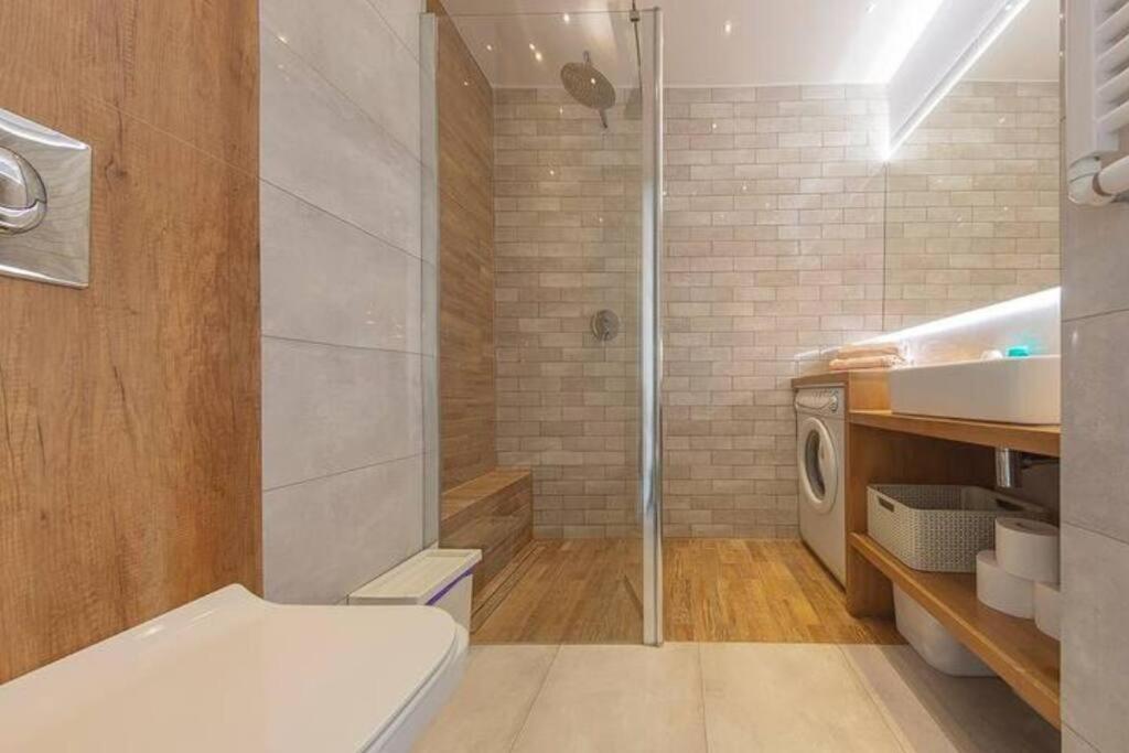 Urbannestgroup - Przechodnia 2 *