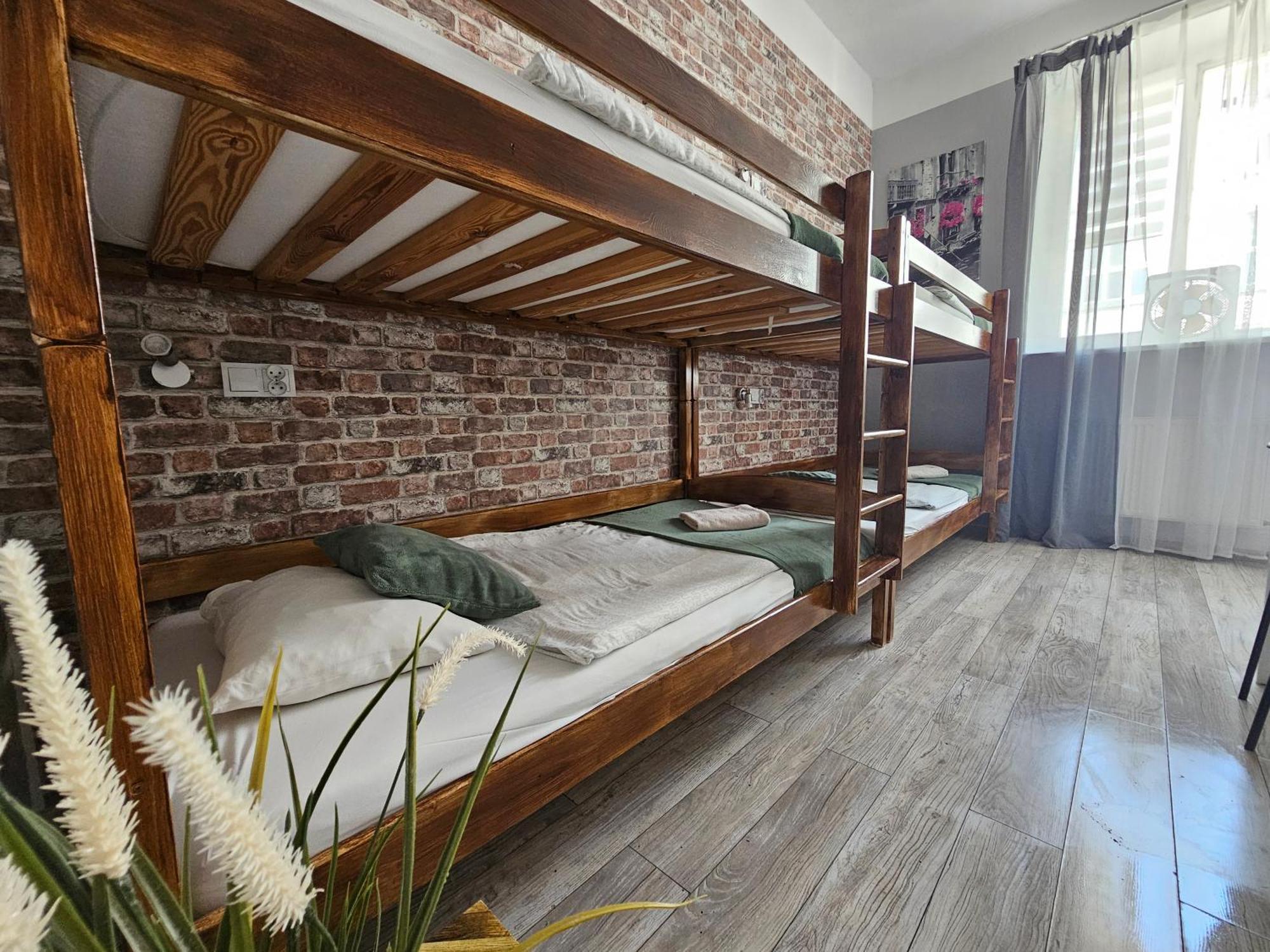 Deja Vu Hostel