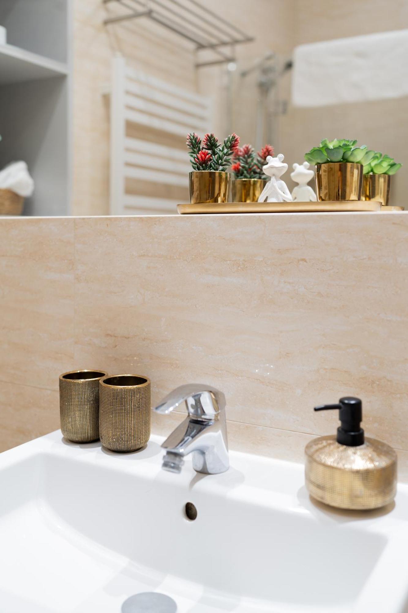 Căn hộ Plater Premium *