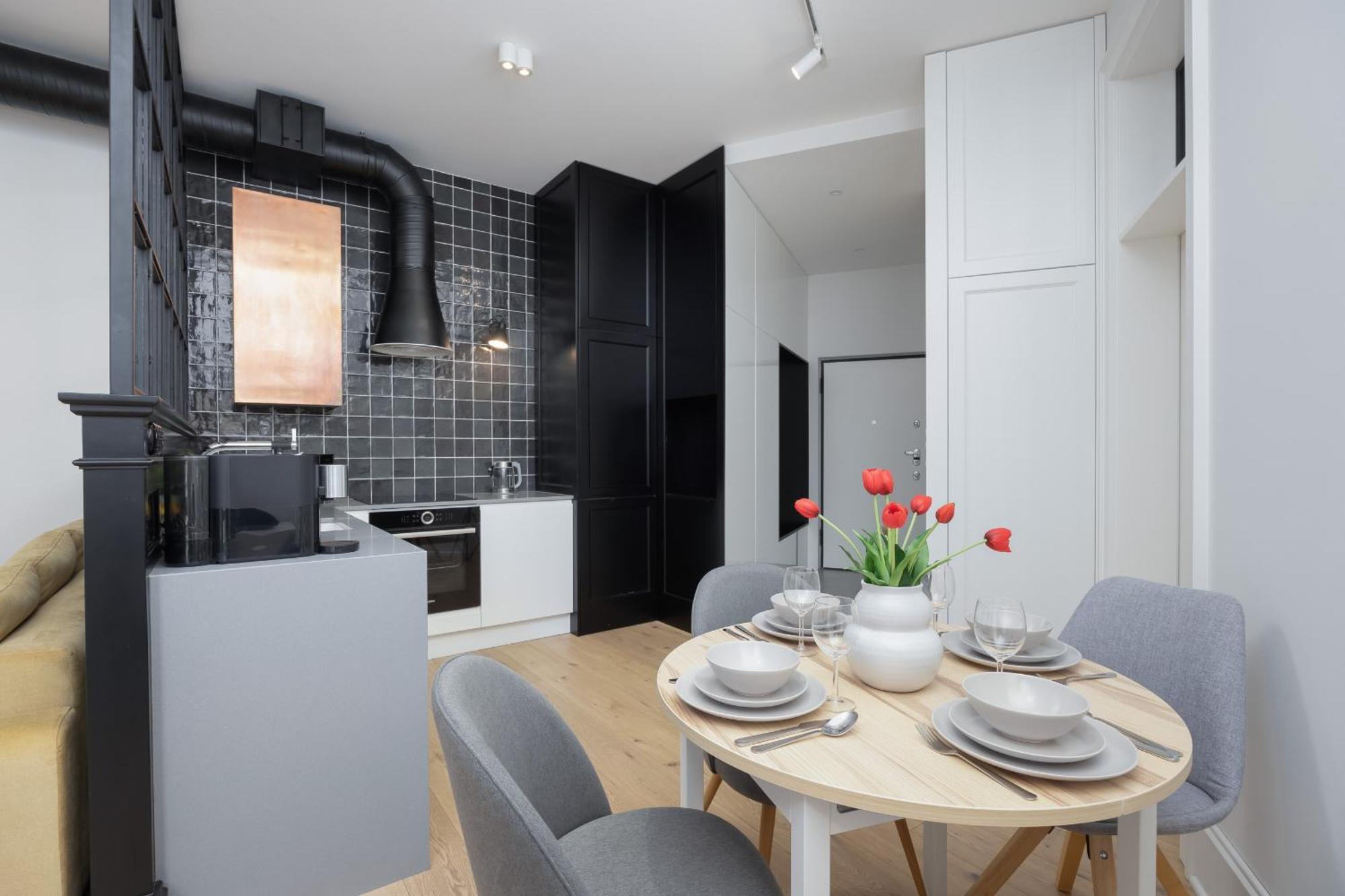 Modern & Bright Konesera Near To Pge National Stadium By Renters *