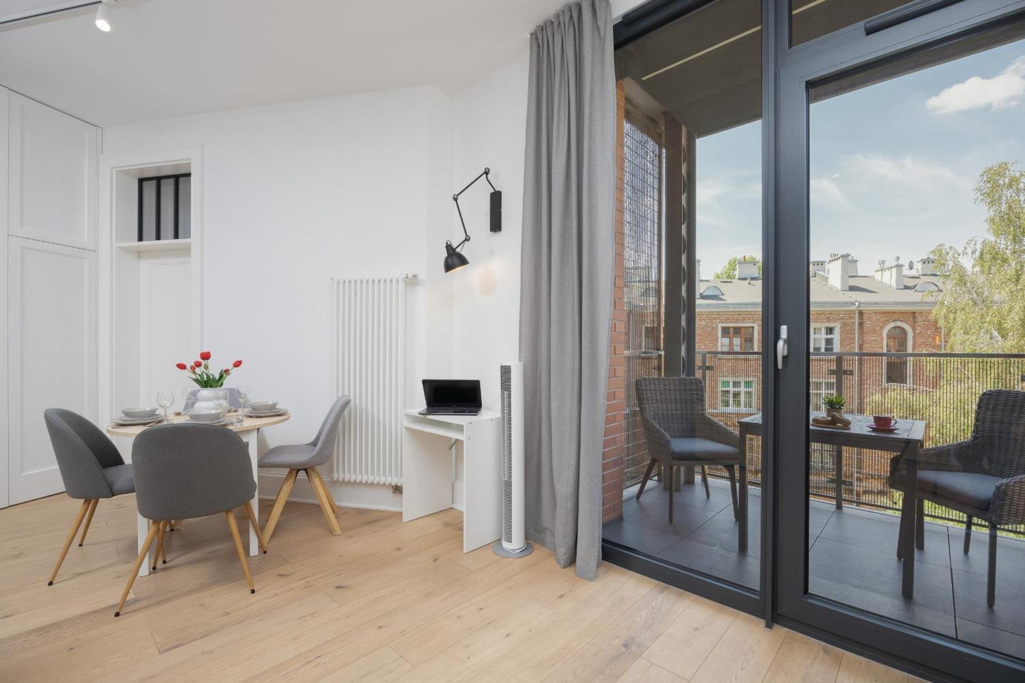 Modern & Bright Konesera Near To Pge National Stadium By Renters Warsaw