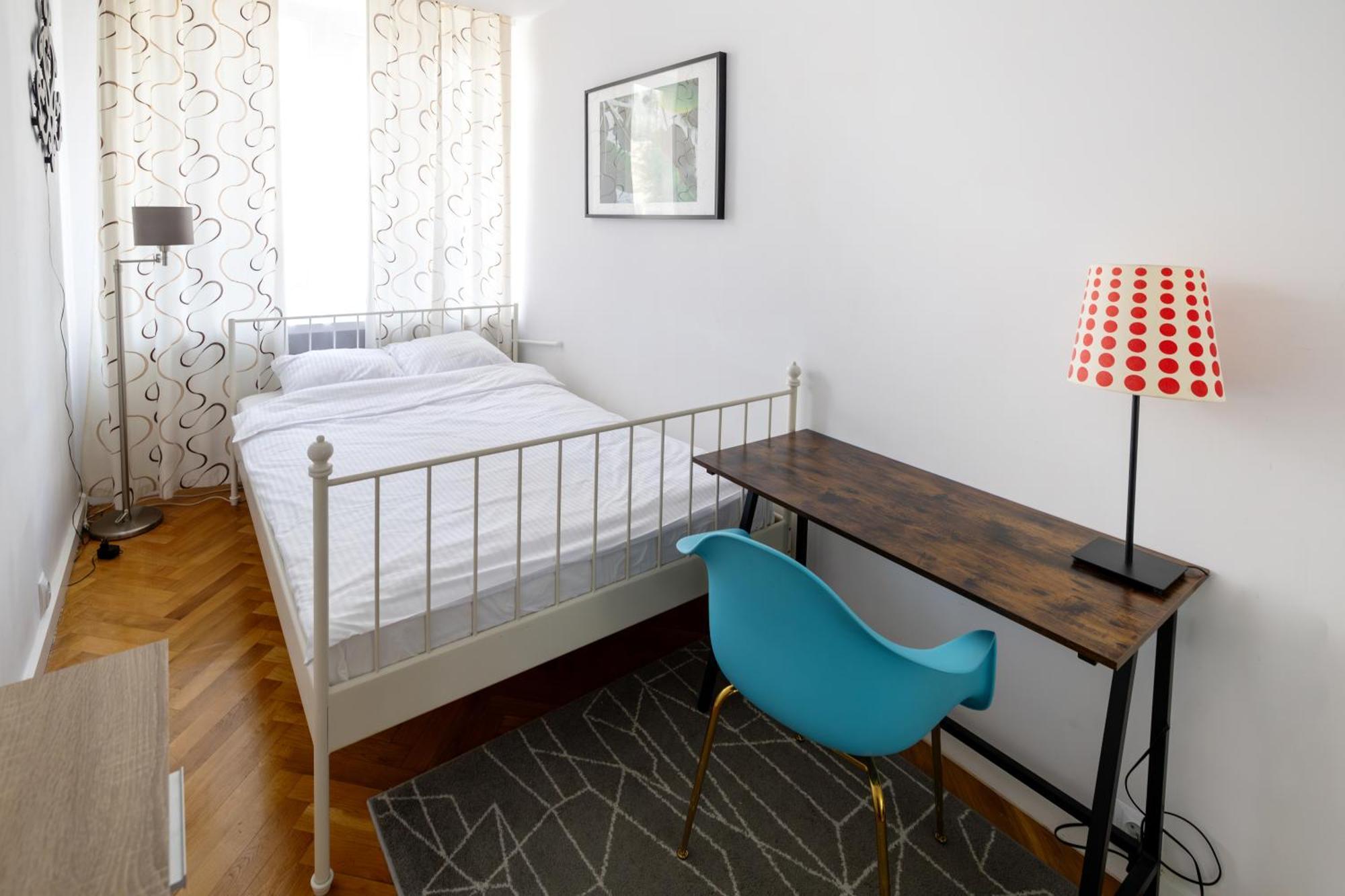 Corazziego Plac Bankowy Apartment Warsaw