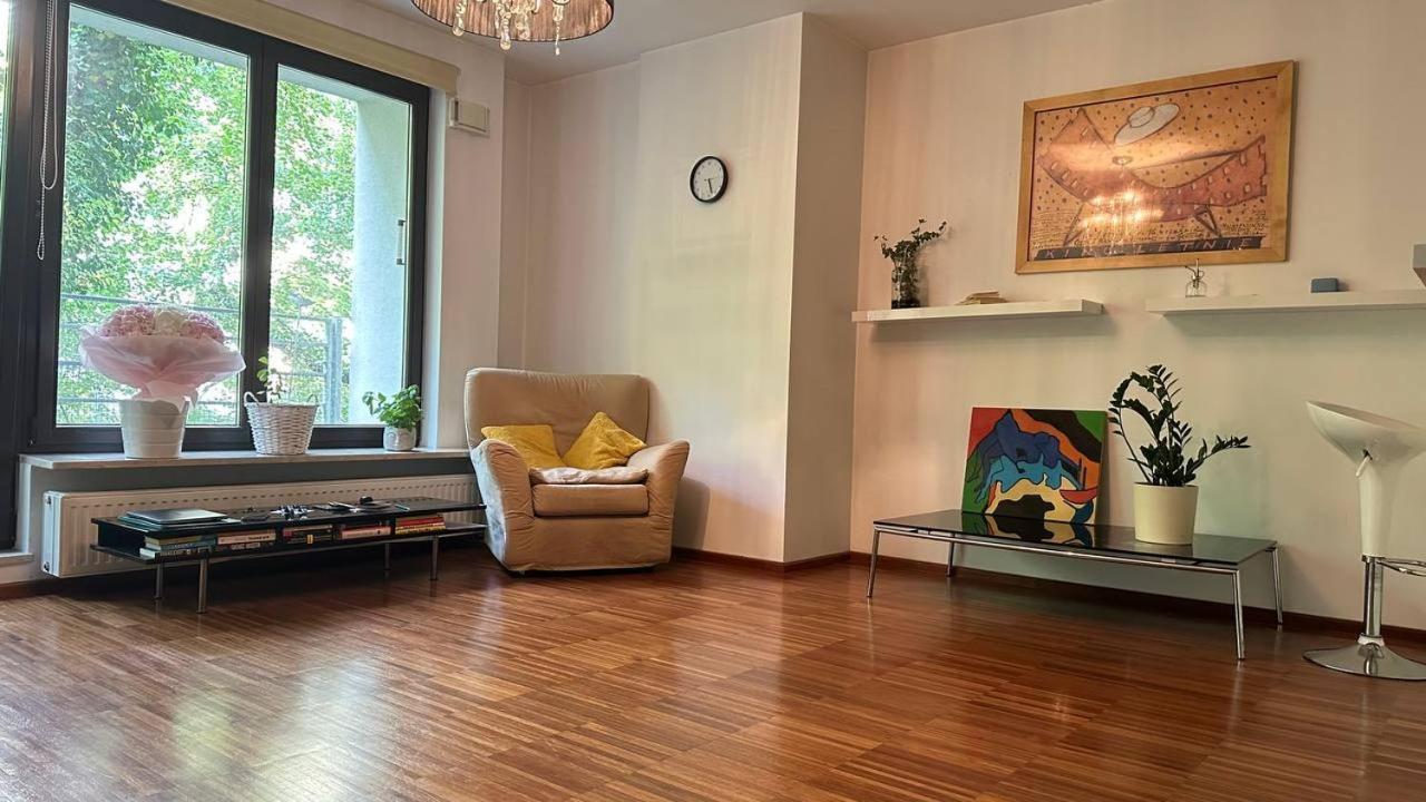 Căn hộ 55 M2 12 Minutes To The Center