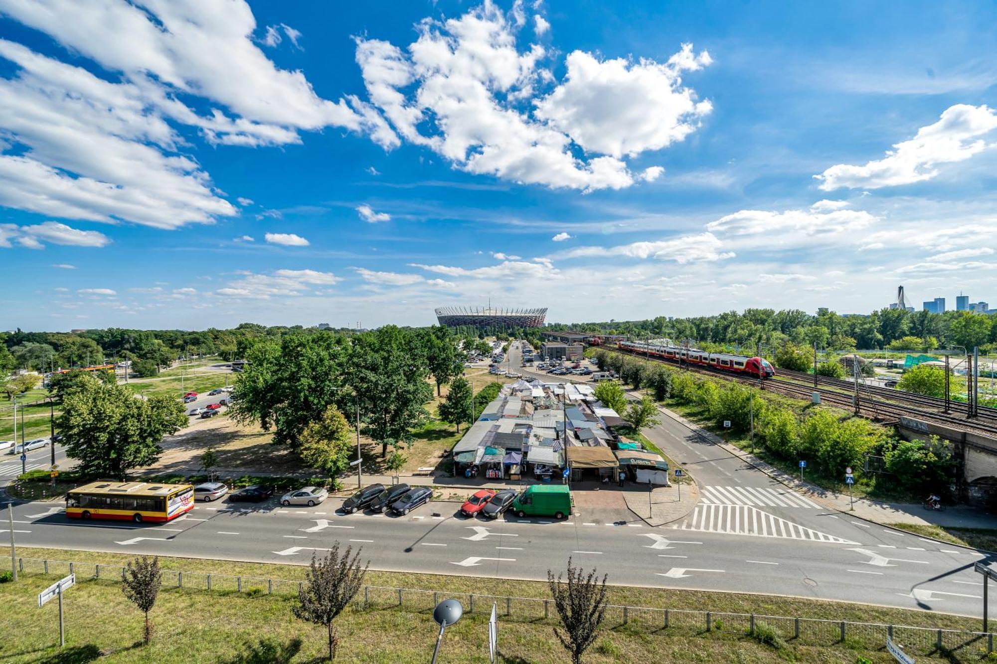 Stadion - 50m2, Parking, View - By Rentujemy