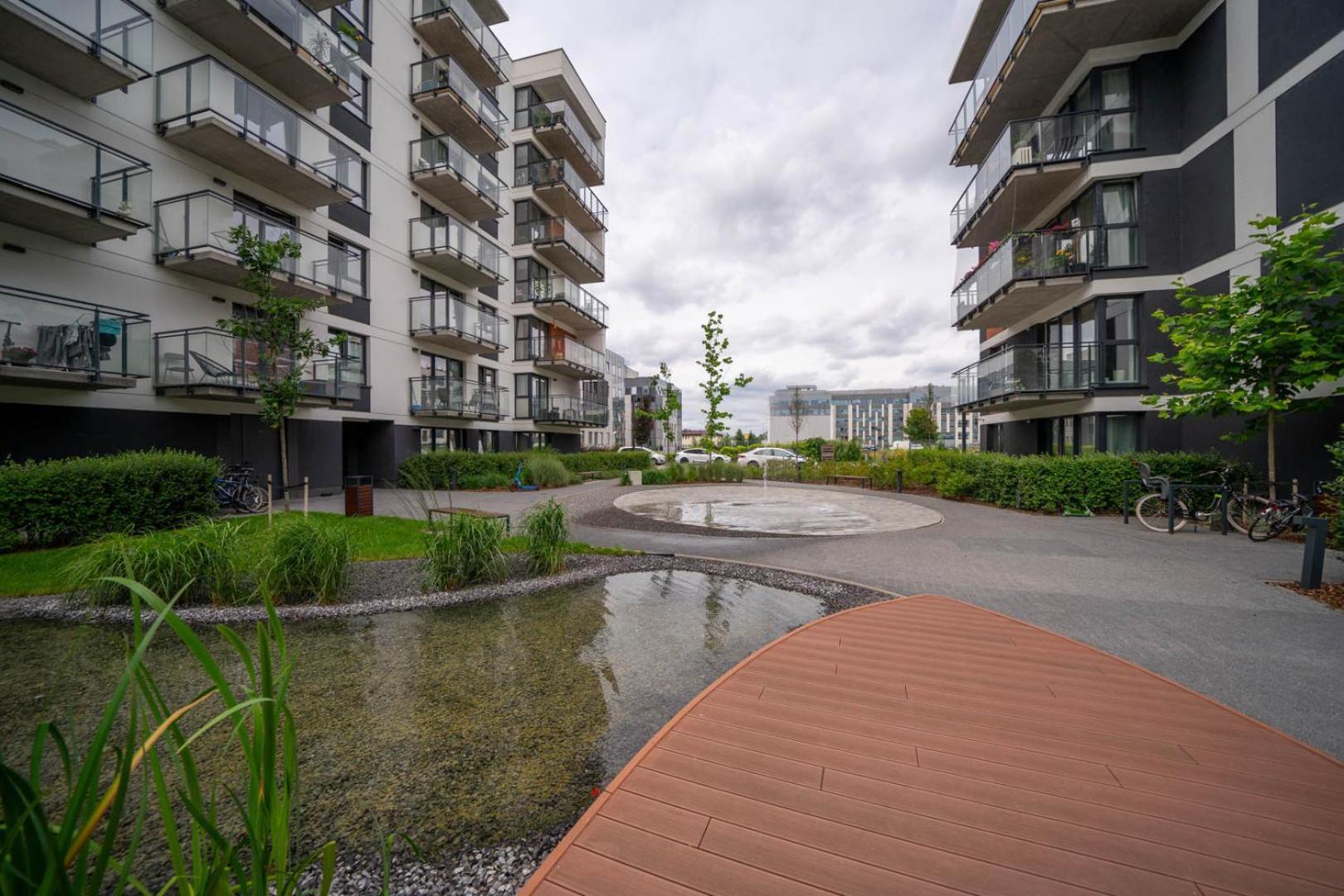 Apartament Jutrzenki - Gym, Balcony, Parking - By Rentujemy Warszawa