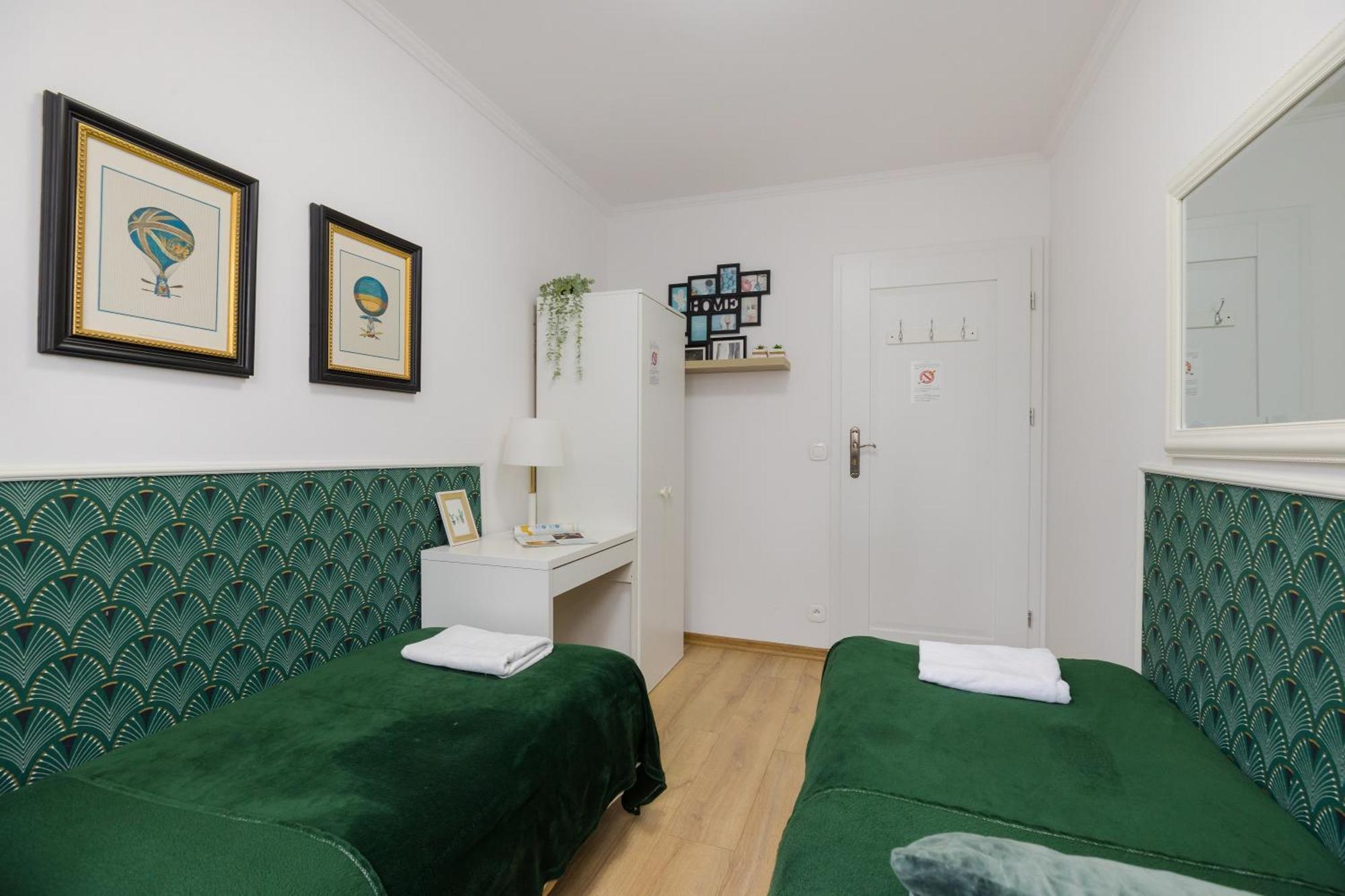 Unitapartament Short Rent In By Metro Station Rondo Onz With 3bedrooms 22 Warsaw