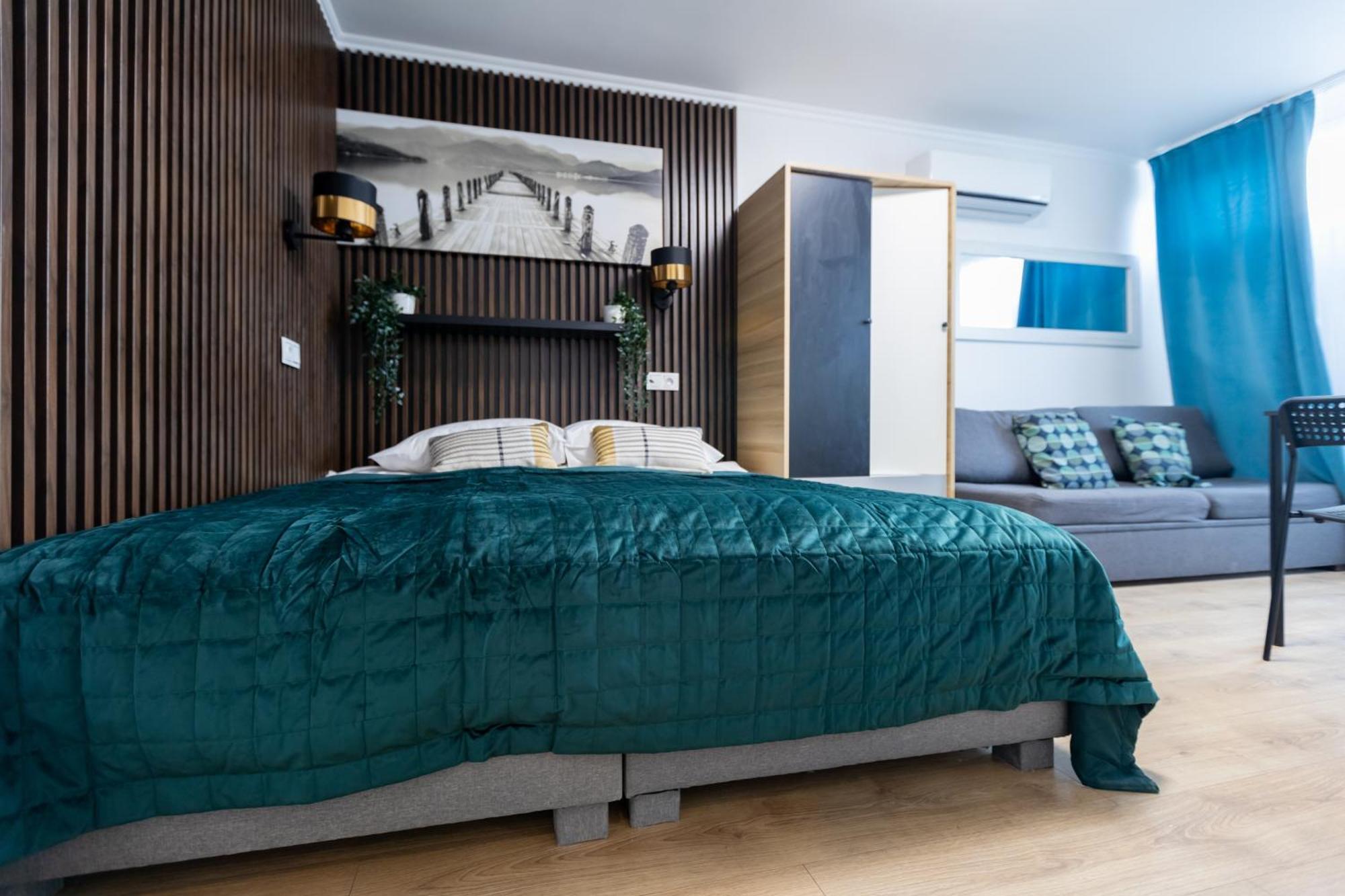 Unitapartament Short Rent In By Metro Station Rondo Onz With 3bedrooms 22 Warsaw