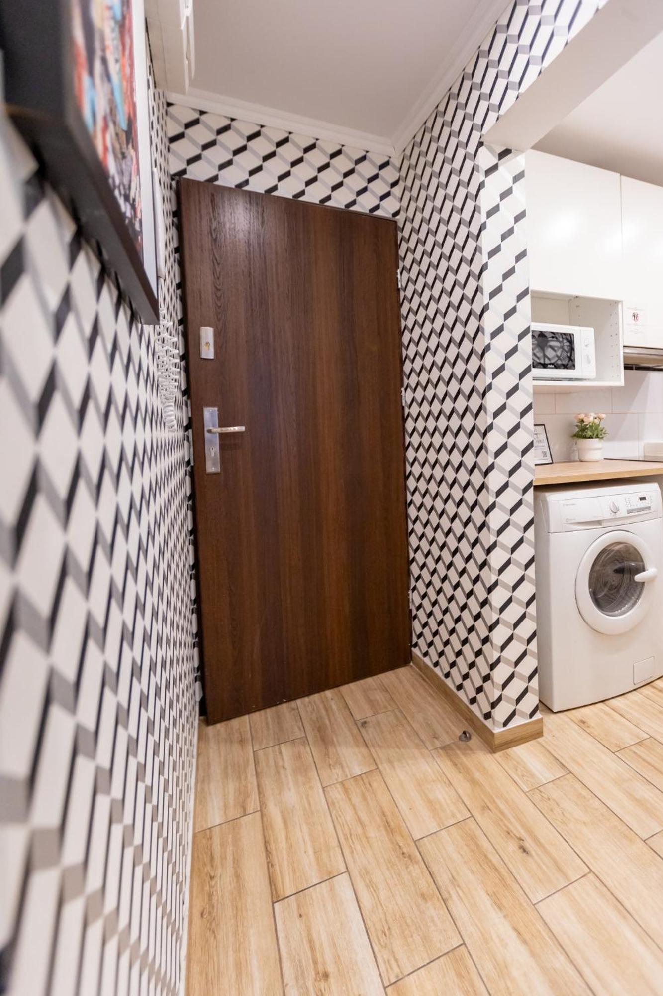 Unitapartament Short Rent In By Metro Station Rondo Onz With 3bedrooms 22 Apartment Warsaw