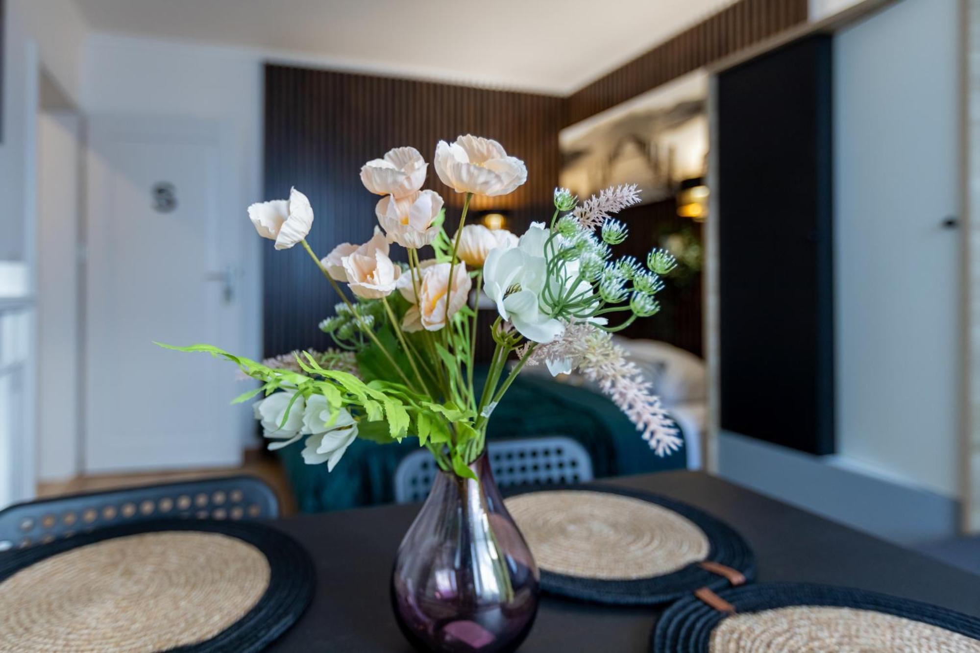 Unitapartament Short Rent In By Metro Station Rondo Onz With 3bedrooms 22 Warsaw
