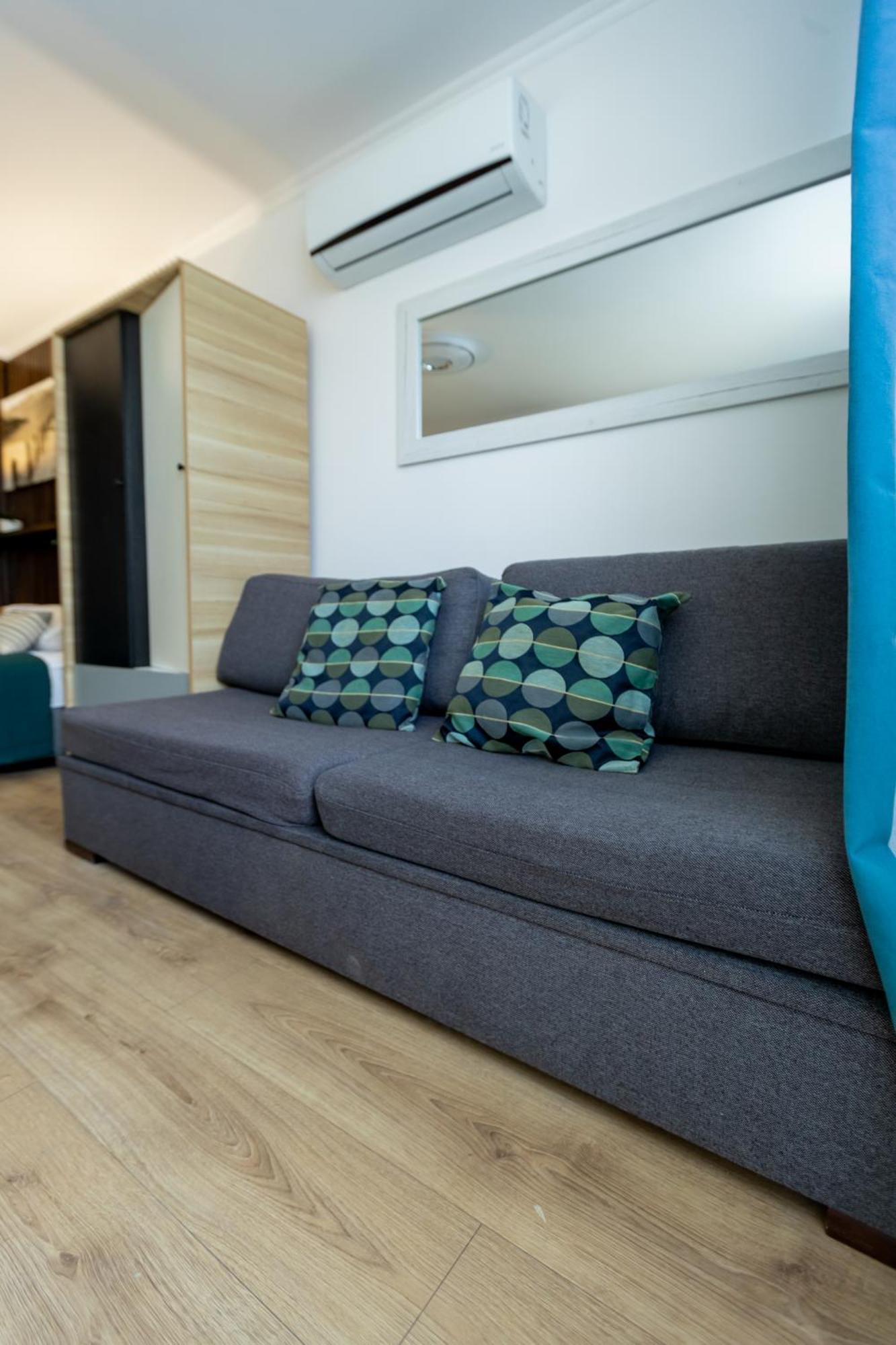 Unitapartament Short Rent In By Metro Station Rondo Onz With 3bedrooms 22 Warsaw