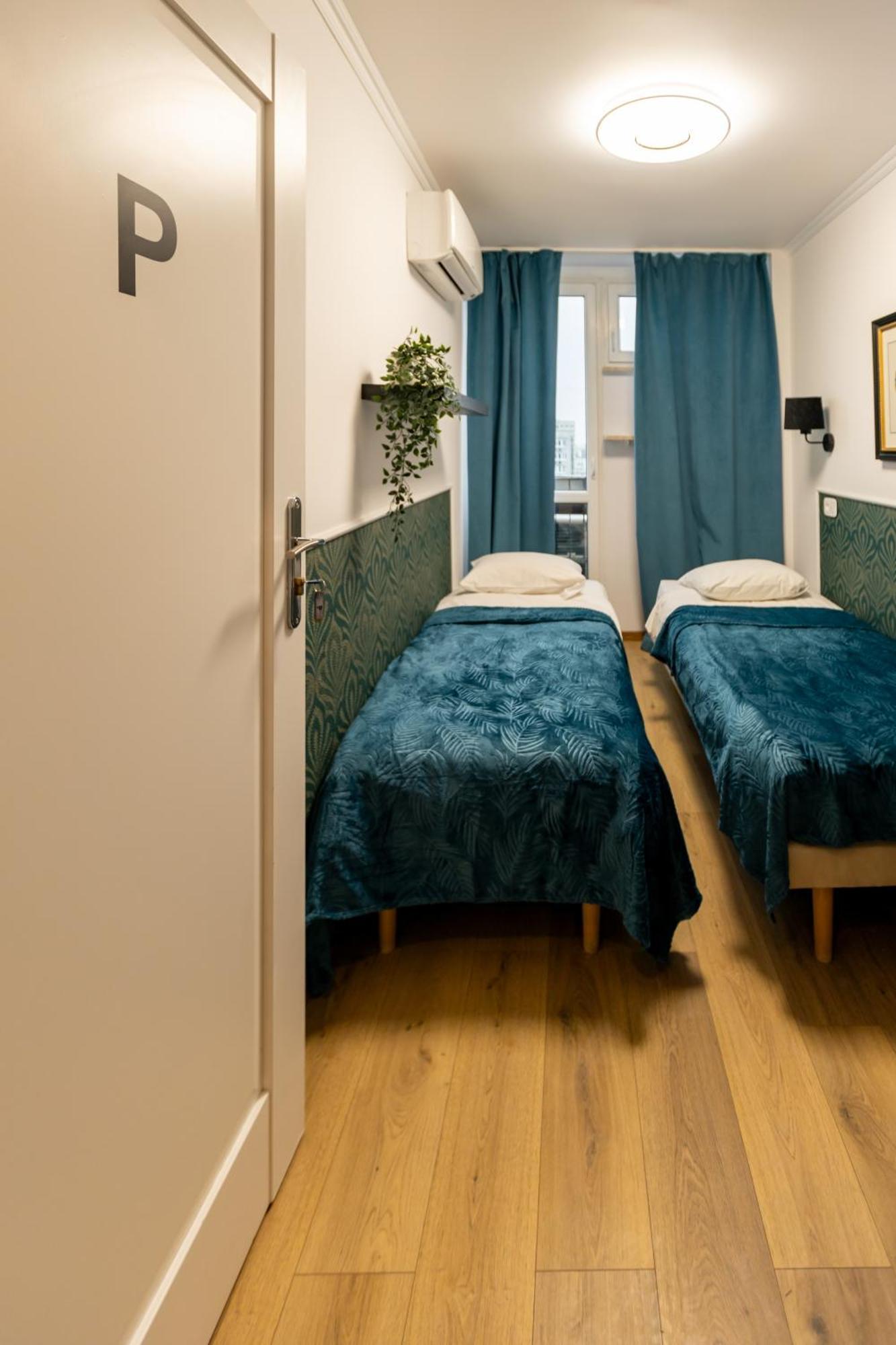 Unitapartament Short Rent In By Metro Station Rondo Onz With 3bedrooms 22