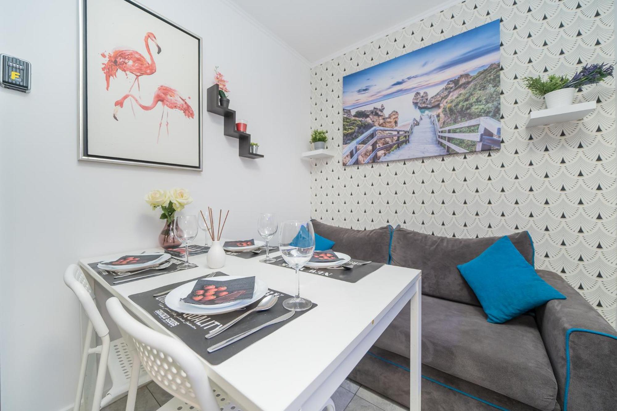 Unitapartament Short Rent In By Metro Station Rondo Onz With 3bedrooms 22 Apartment *