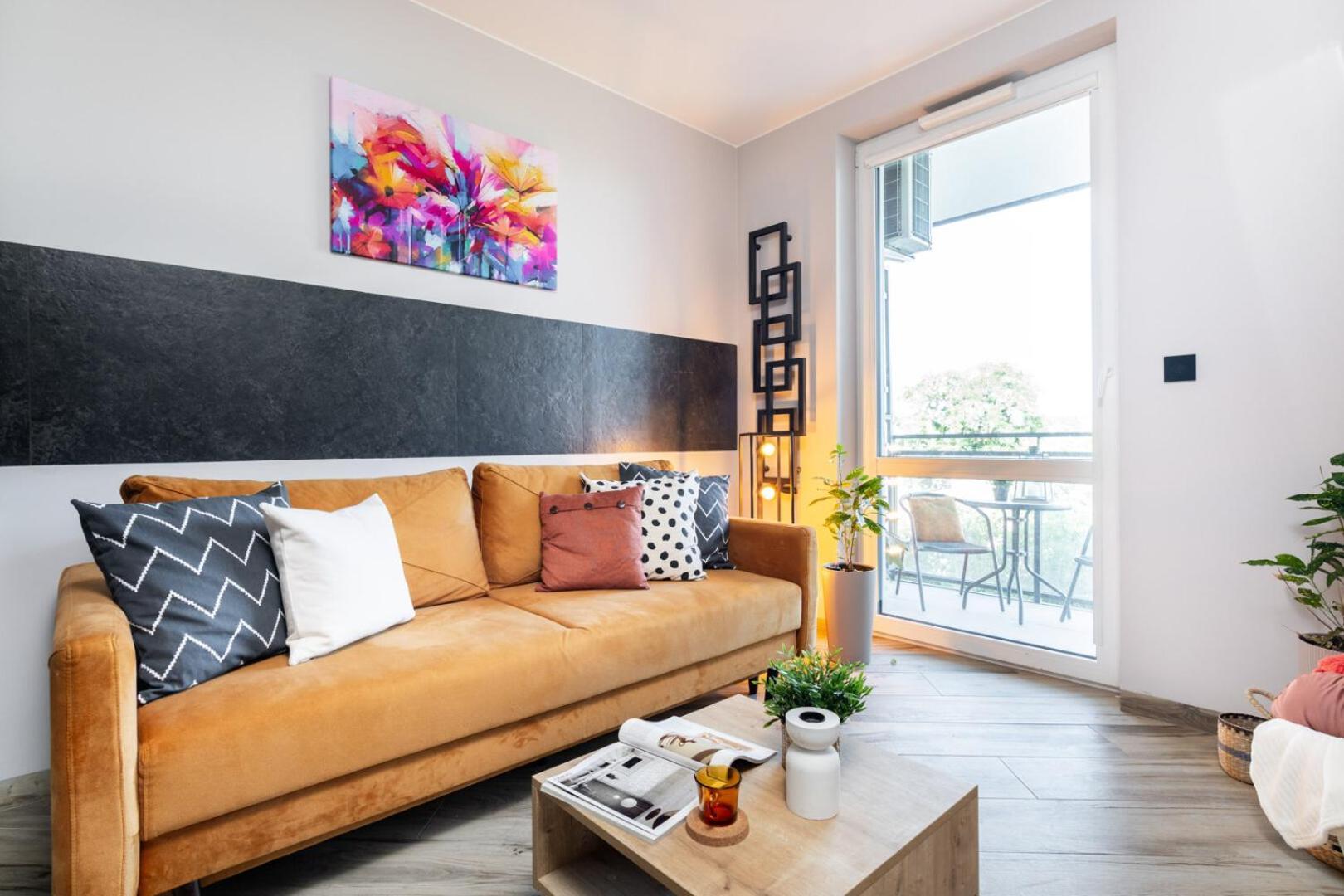 Superapart Wiktoryn 6 *