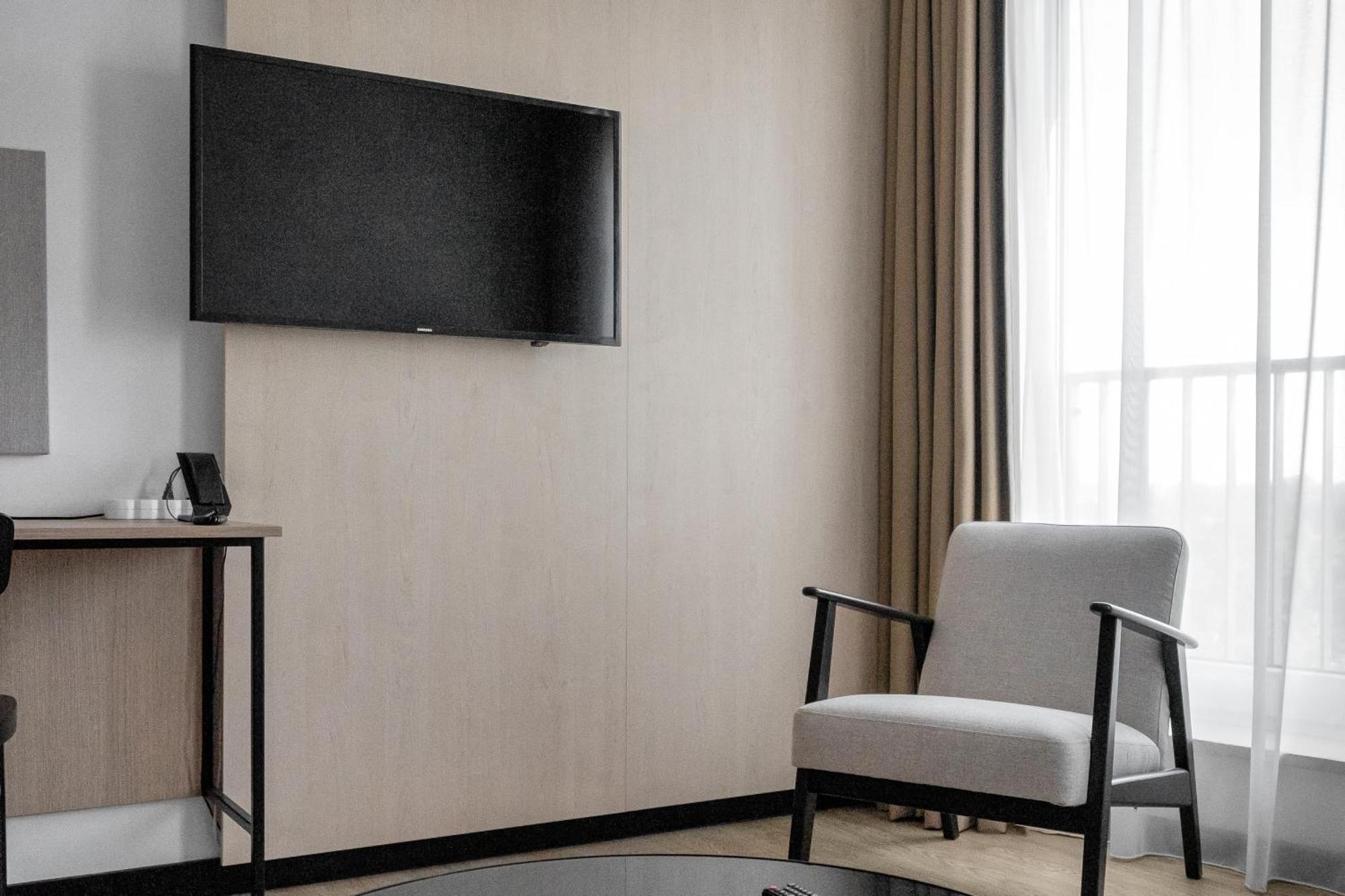 Apartament National Stadium - Parking, Workspace - By Rentujemy