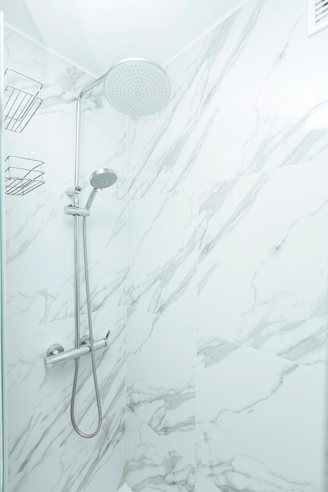 Bagno 7 Grey - Stacja Metra 300m - Underground Station 300m Better *