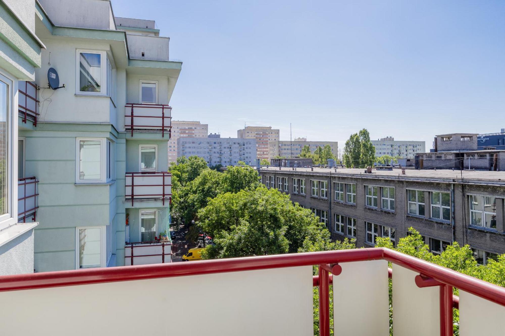 Apartment Modern & Spacious With Balcony And Parking By Renters Warsaw