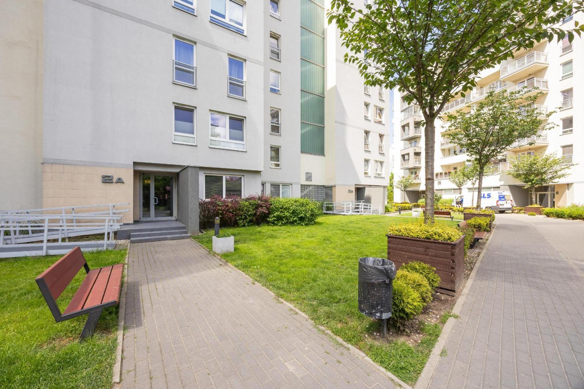 Apartment Wyjatkowy Z 3 Sypialniami I Balkonem By Renters *