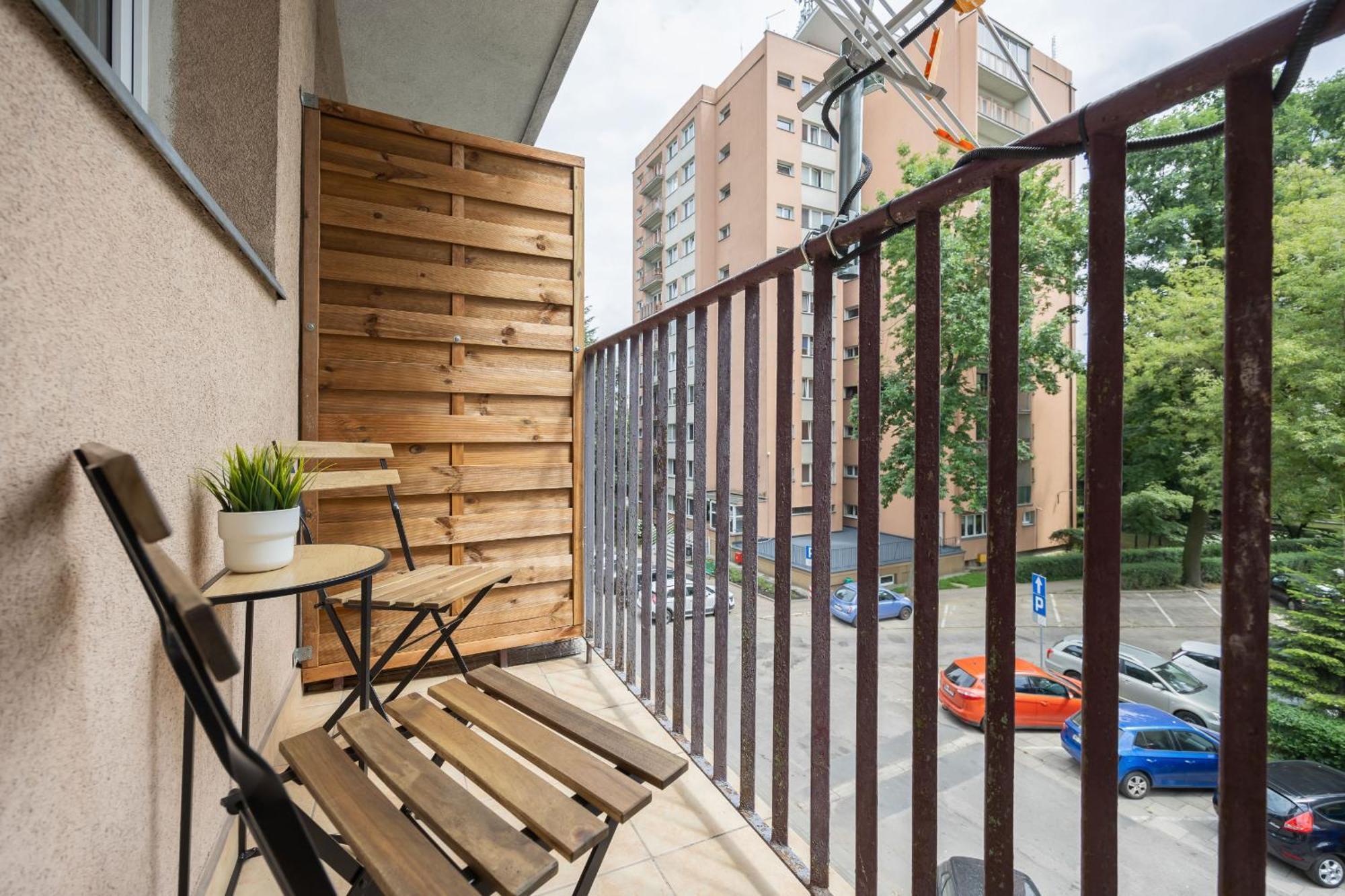 Apartment Komfortowy W Warszawie Z Dwiema Sypialniami Blisko Rzeki By Rent Like Warsaw