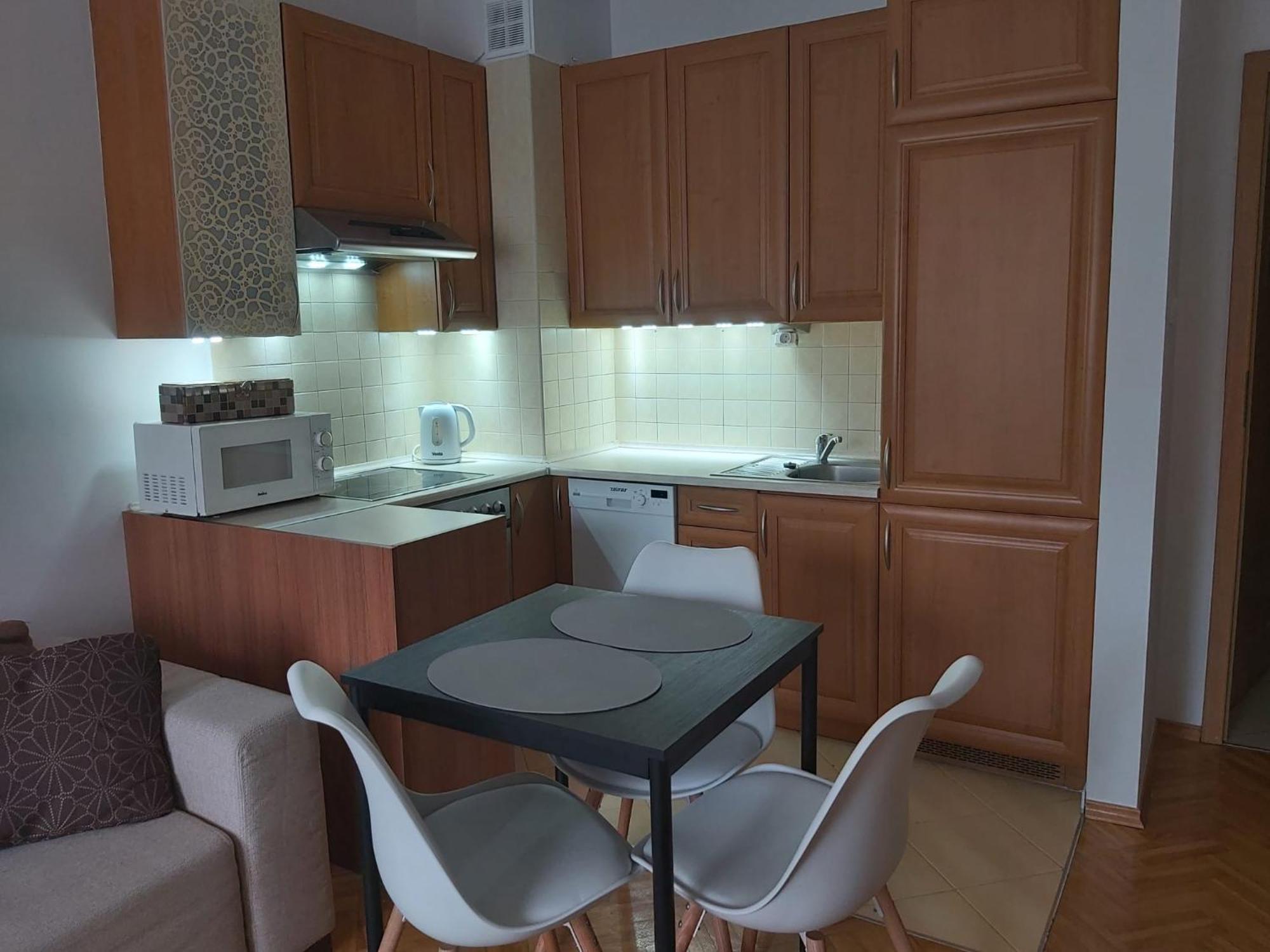 Apartment Apartament, 2 Pokoje, Stacja Metra Kabaty, Ursynow