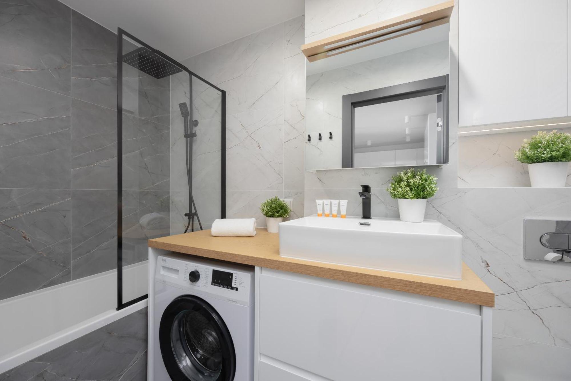 Beautiful With Balcony In Heart Of By Renters Warsaw