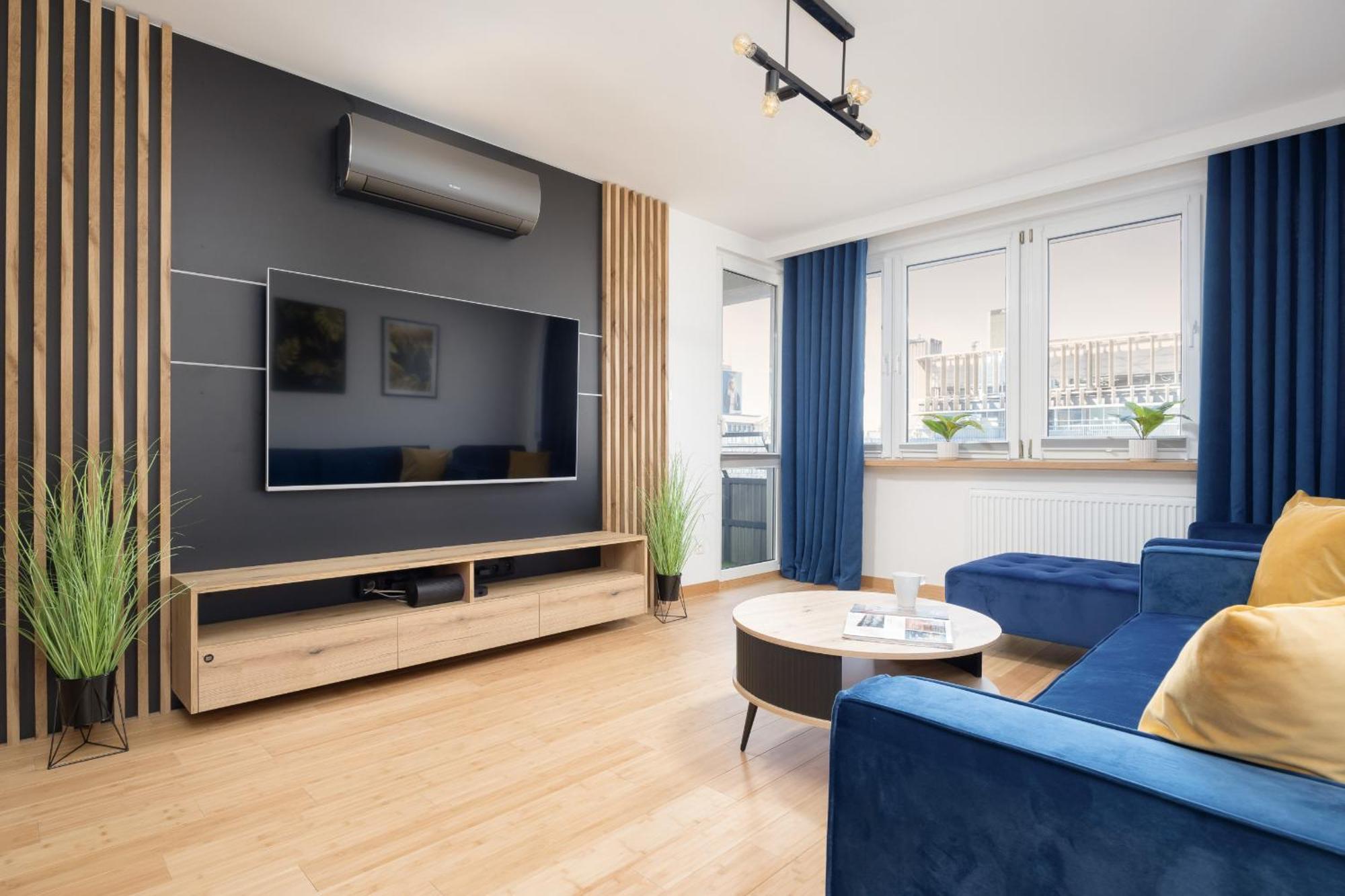 Apartment Beautiful With Balcony In Heart Of By Renters Warsaw