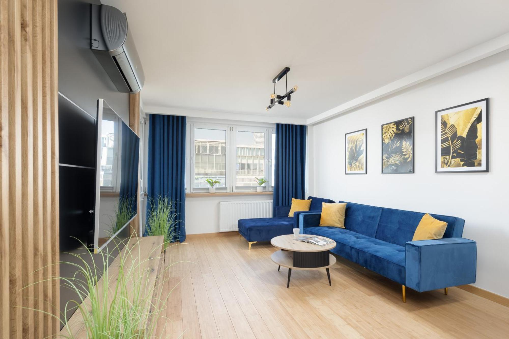 Apartment Beautiful With Balcony In Heart Of By Renters *