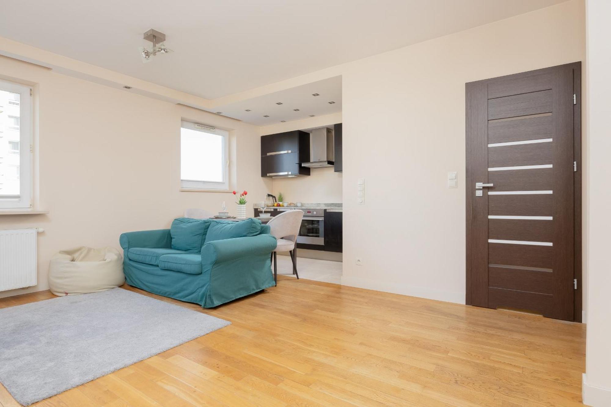 Apartamento Cozy Near Metro Stoklosy By Renters *