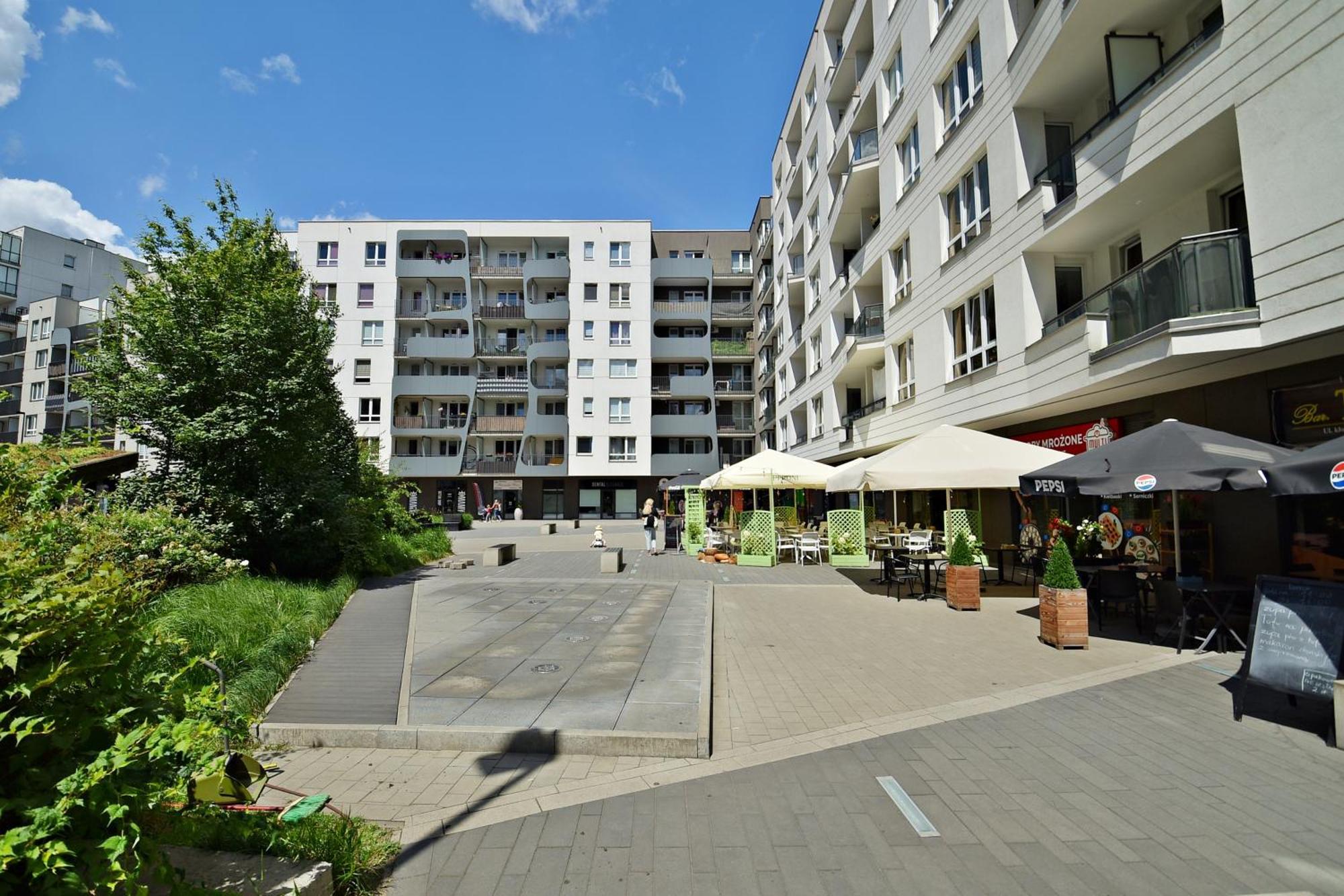 Airport67 Apartment *