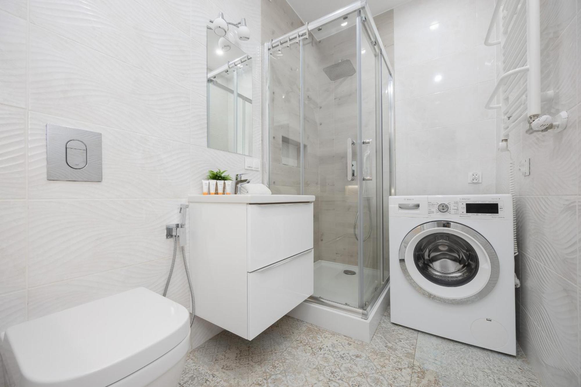 Near To Old Town By Renters Apartment *