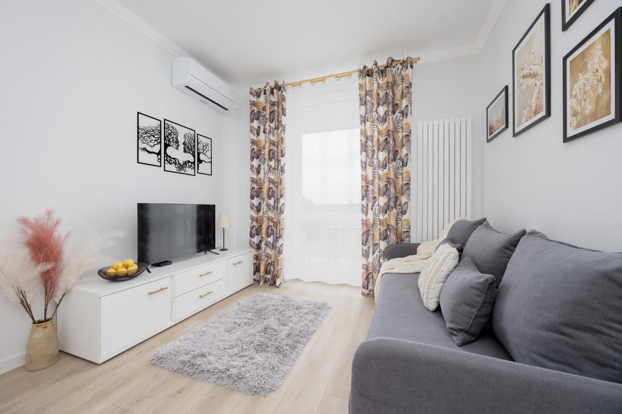 Modern Studio With Balcony By Rent Like