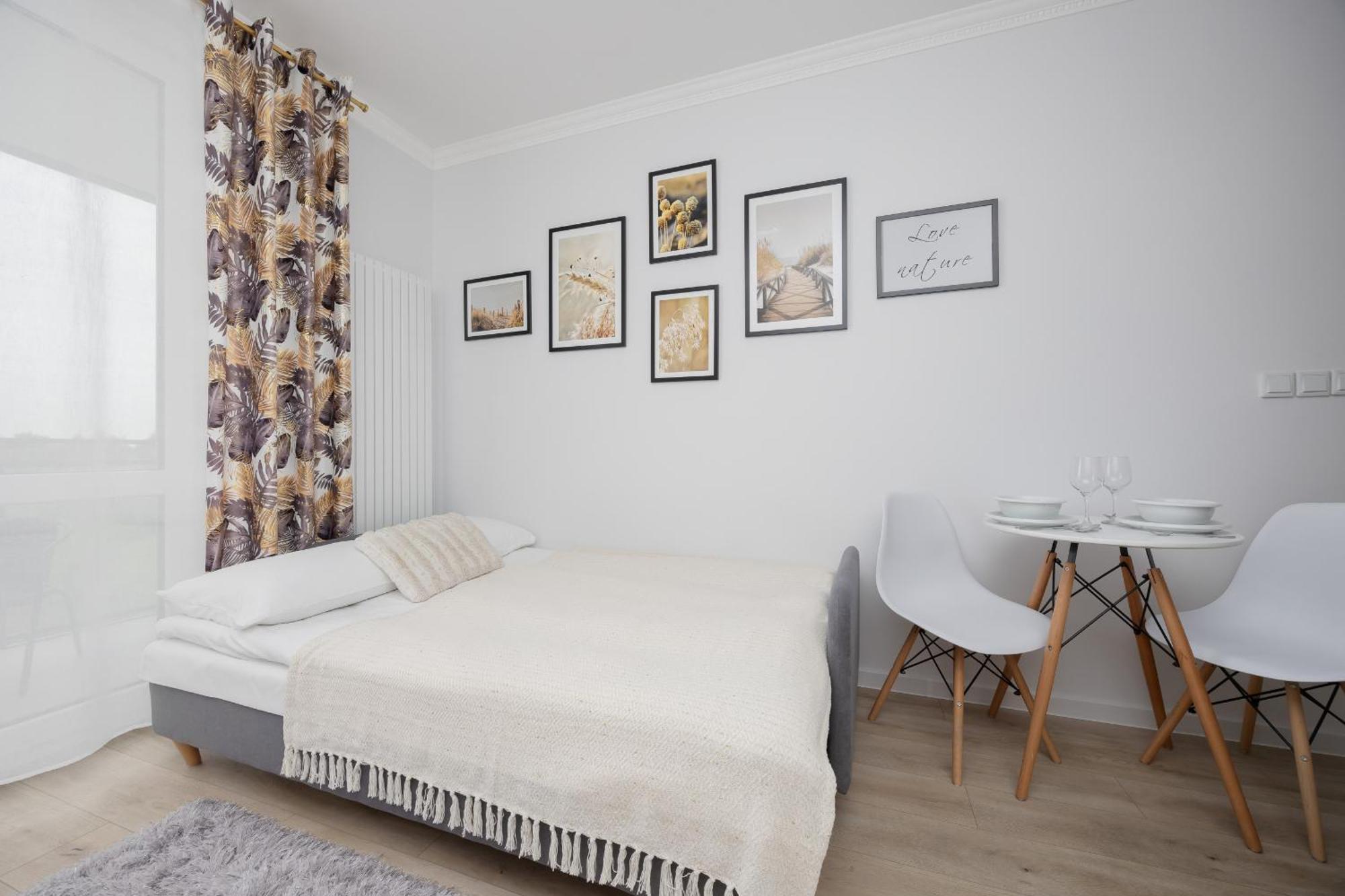 Modern Studio With Balcony By Rent Like Apartment