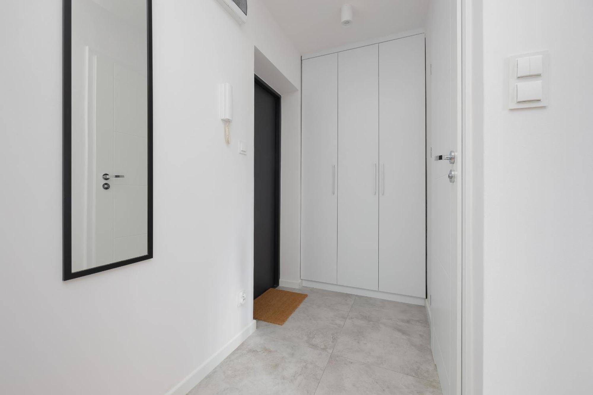 Park Solec By Renters Apartment