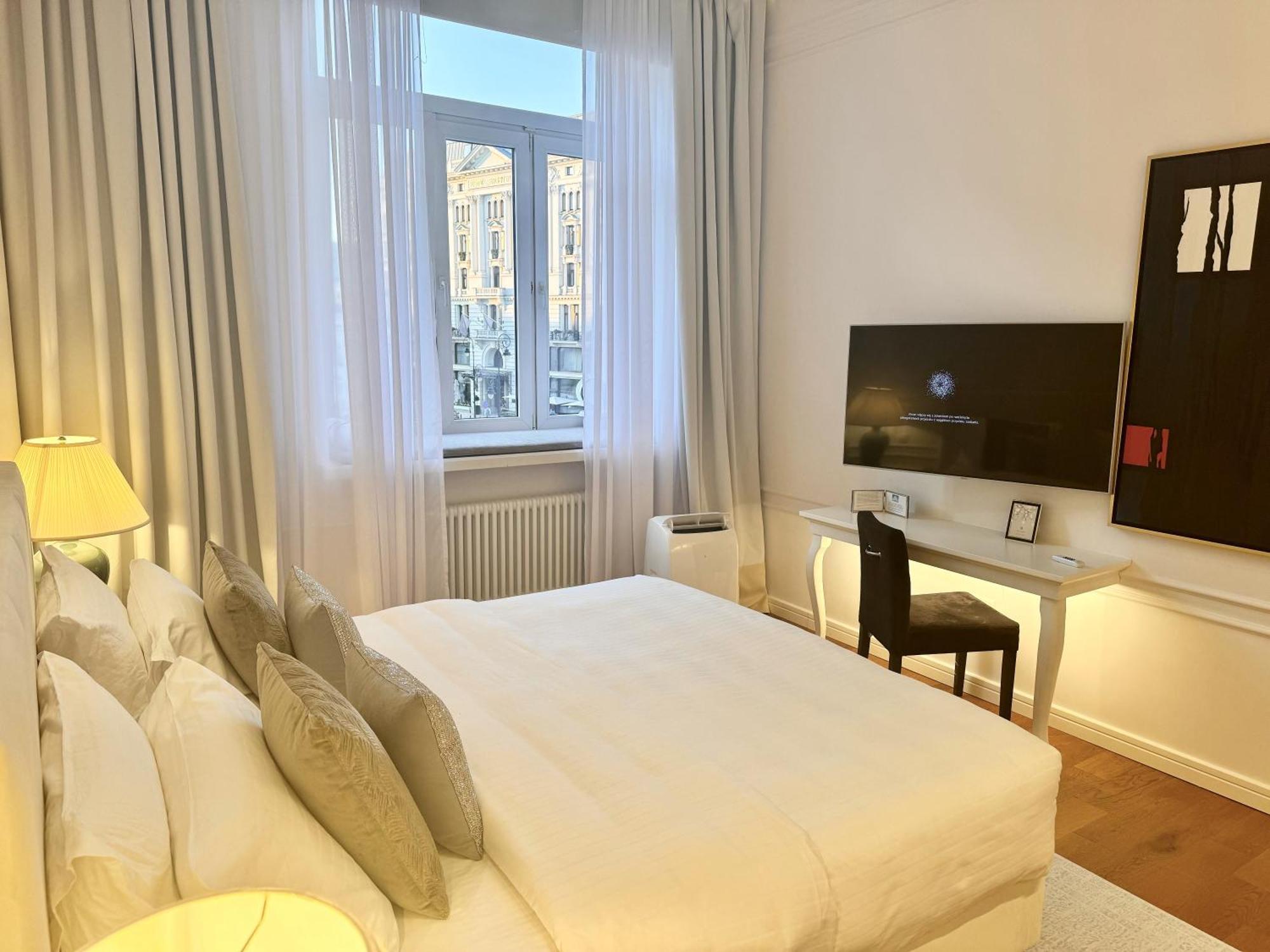 Mondrian Luxury & Market Square I 5* Warsaw