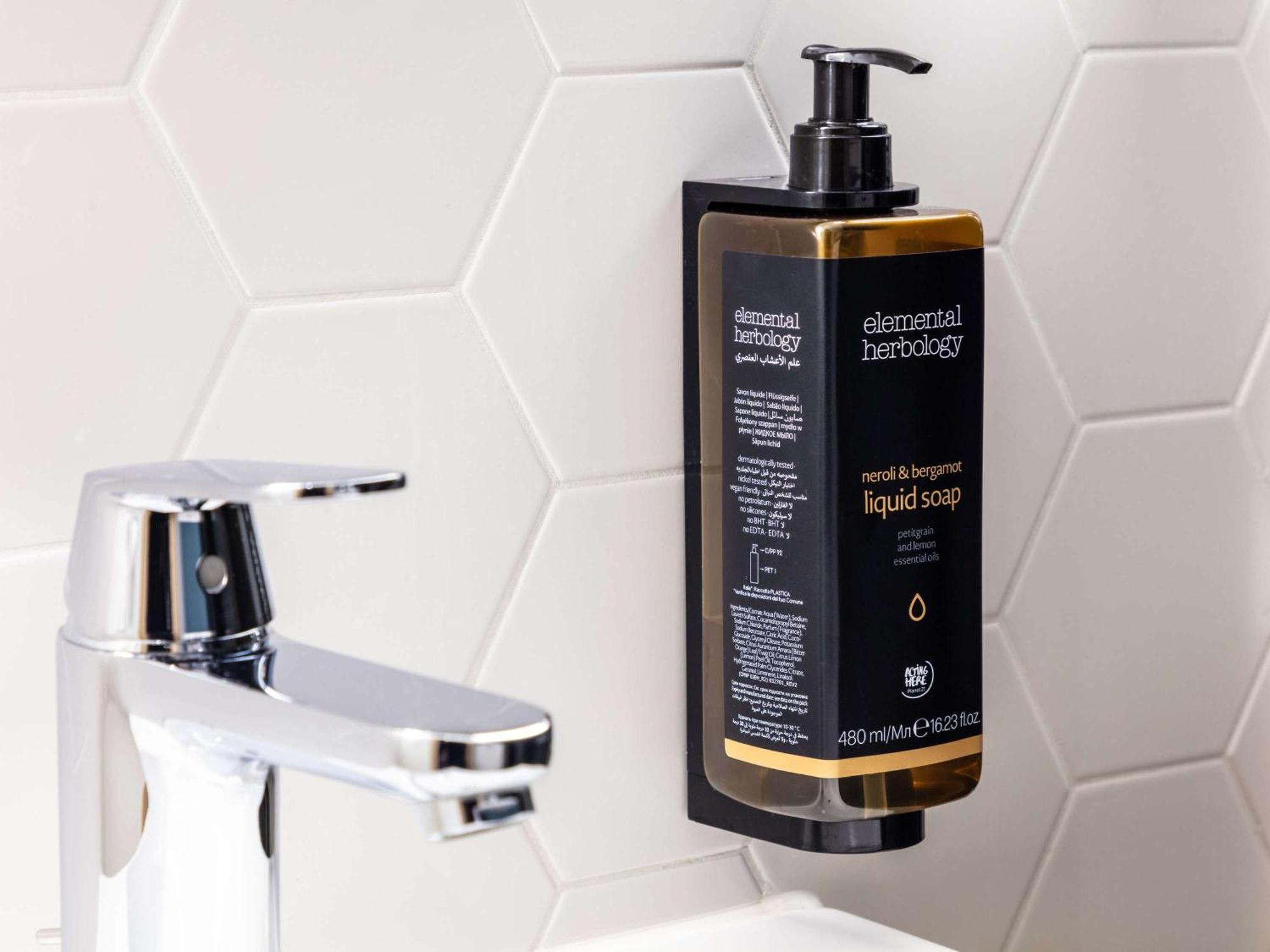 Mercure Ursus Station 4*