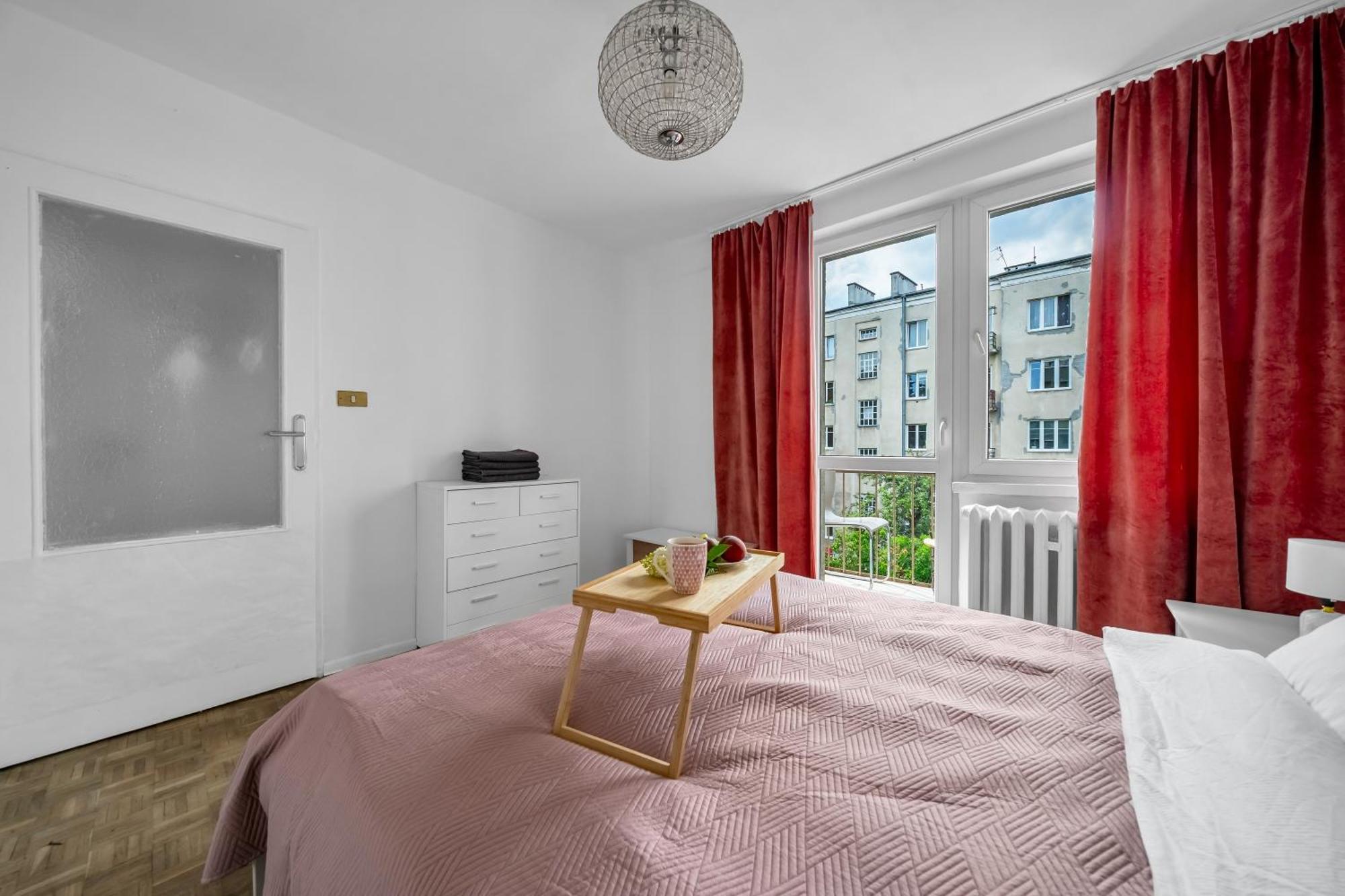 Downtown - Balcony, Vistula River Nearby - By Rentujemy Apartment *