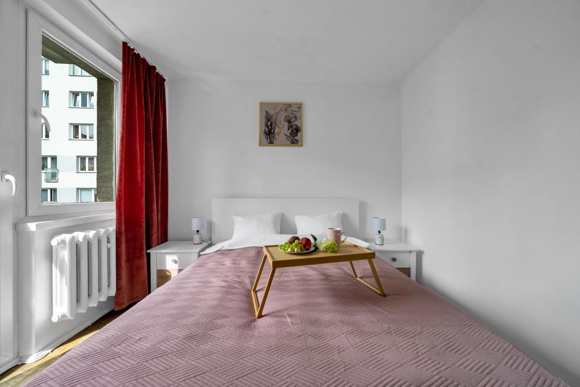 Apartment Downtown - Balcony, Vistula River Nearby - By Rentujemy Warsaw