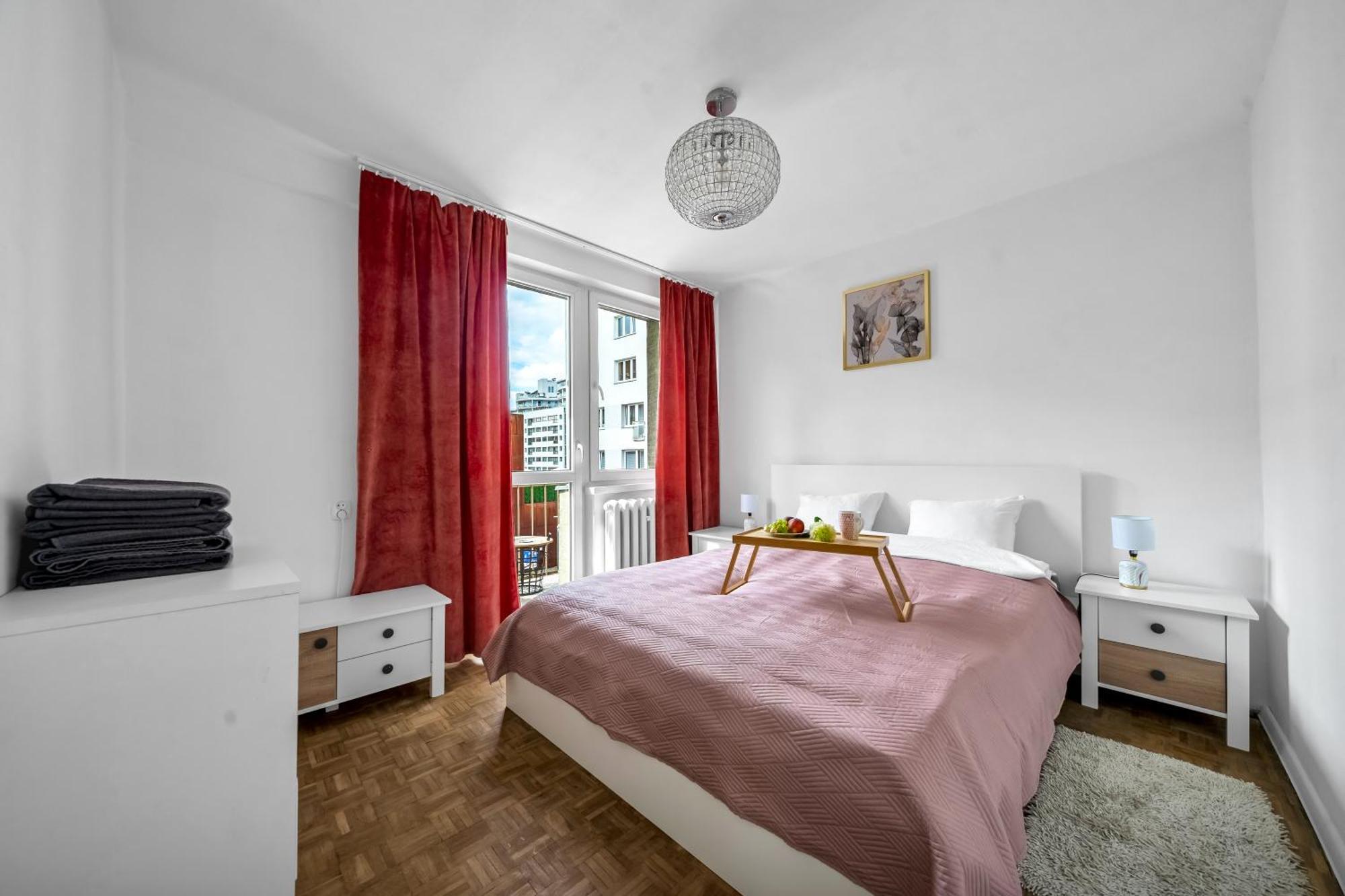 Downtown - Balcony, Vistula River Nearby - By Rentujemy Apartment