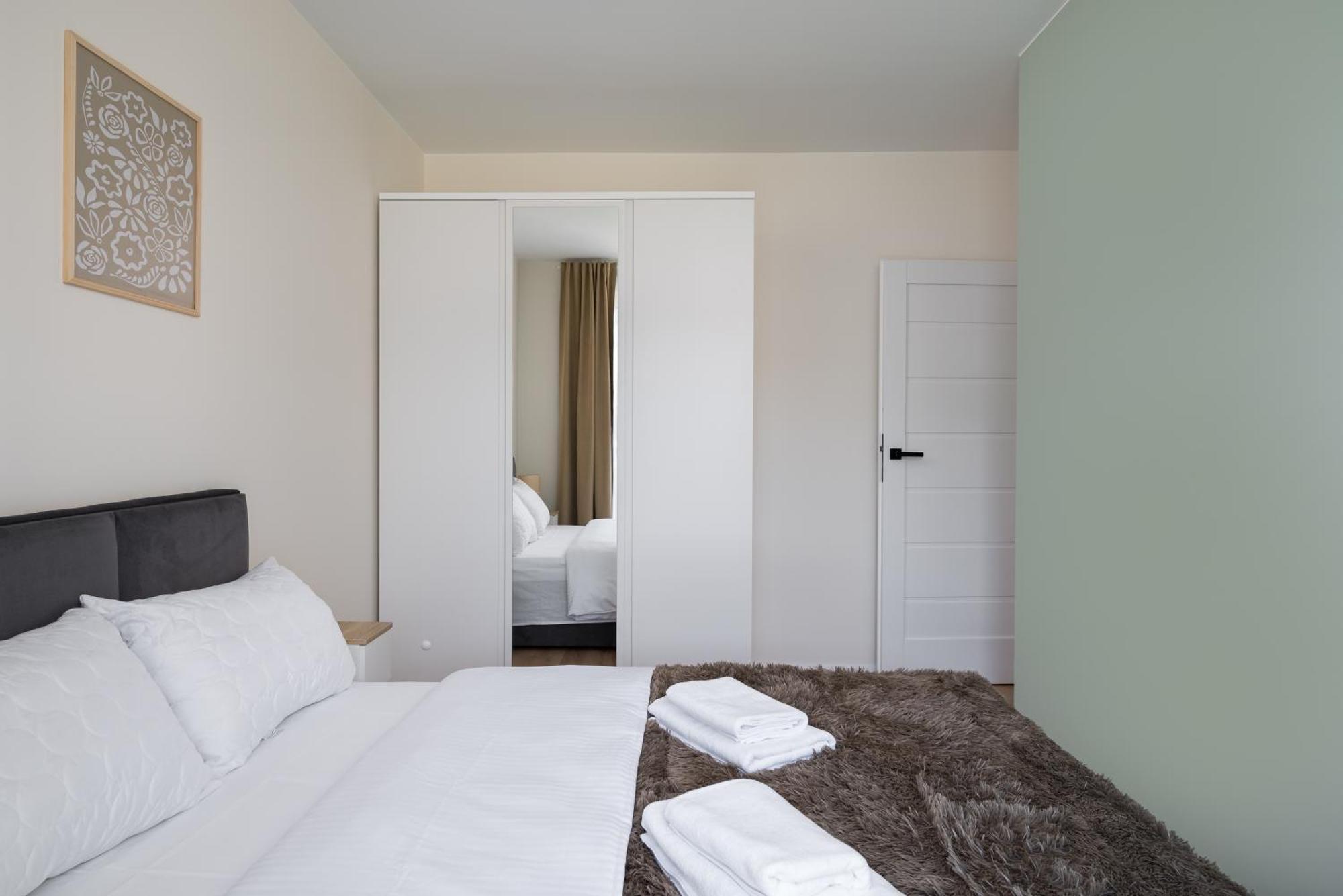 Praga Poludnie 2-bedroom Apartment Warsaw
