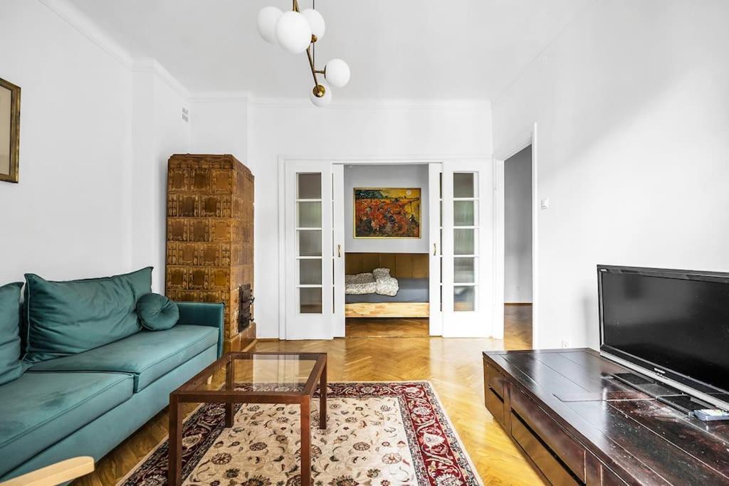 Apartment Stylish On Saska Kepa
