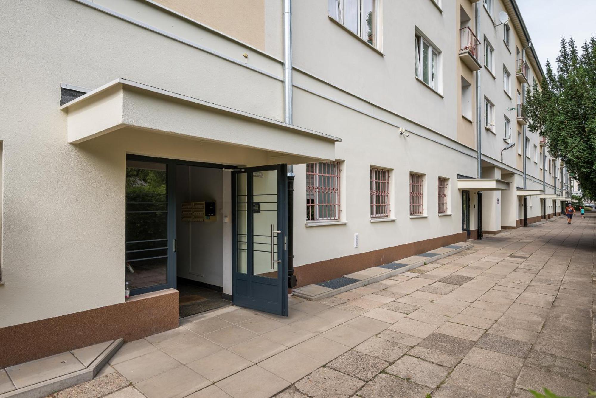 Metro Raclawicka Loft Warsaw