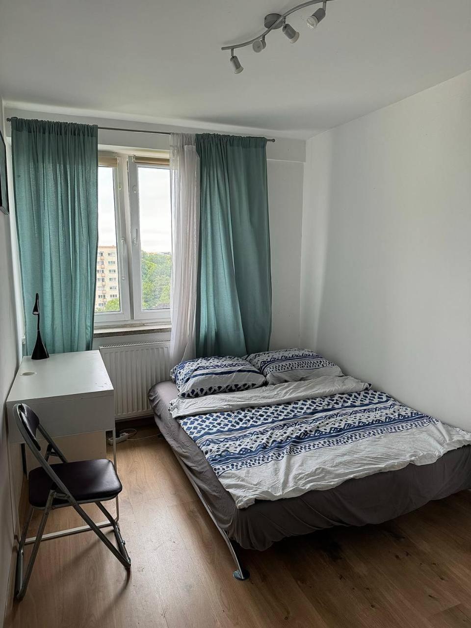 Apartment Sm Przy Rondzie Daszynskiego Warsaw