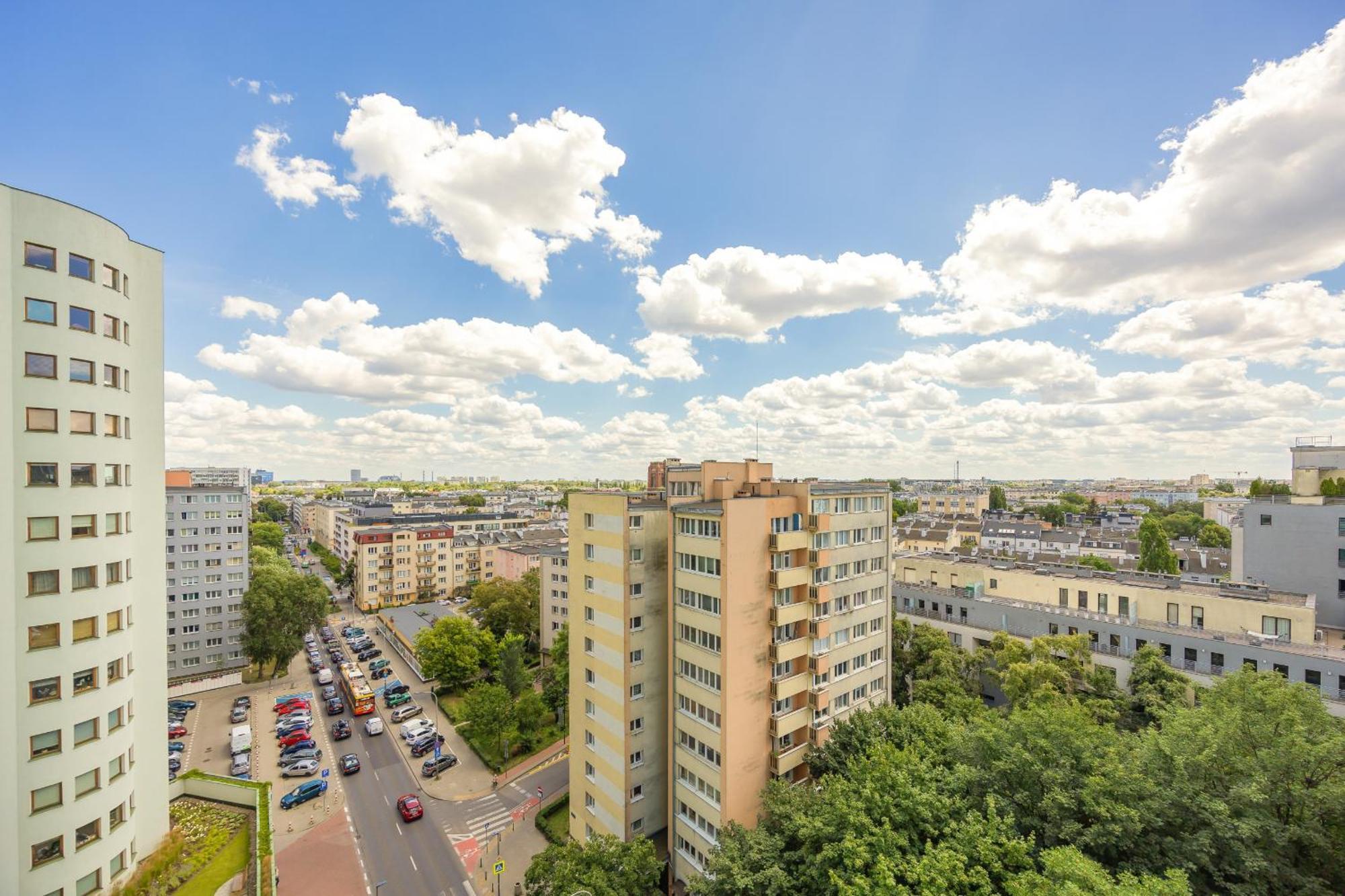 Cozy With Terrace Near Zachodnia By Renters *