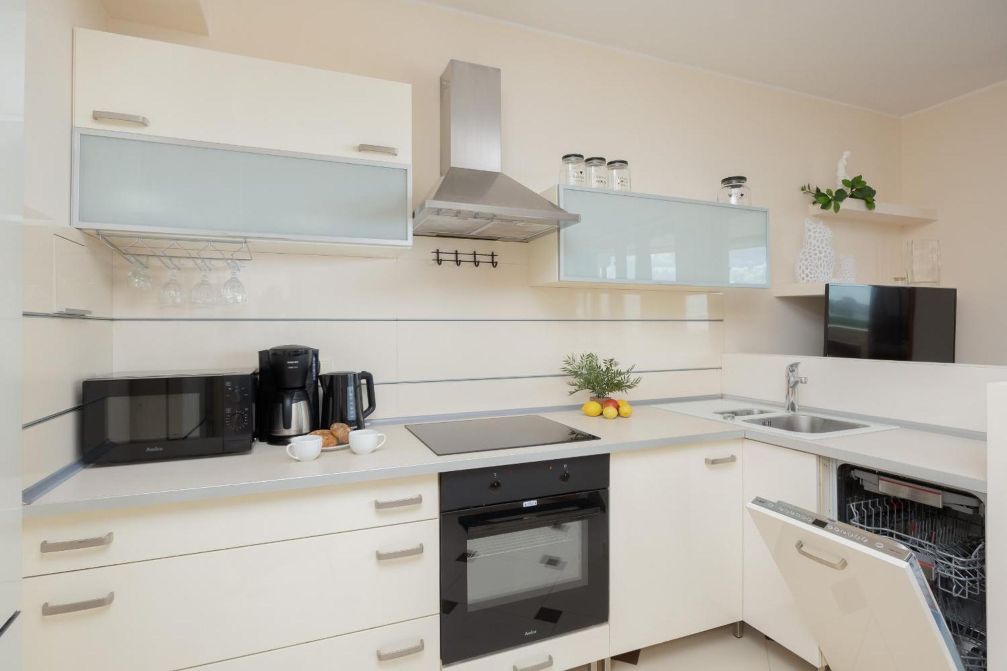 Apartament Cozy With Terrace Near Zachodnia By Renters Warszawa