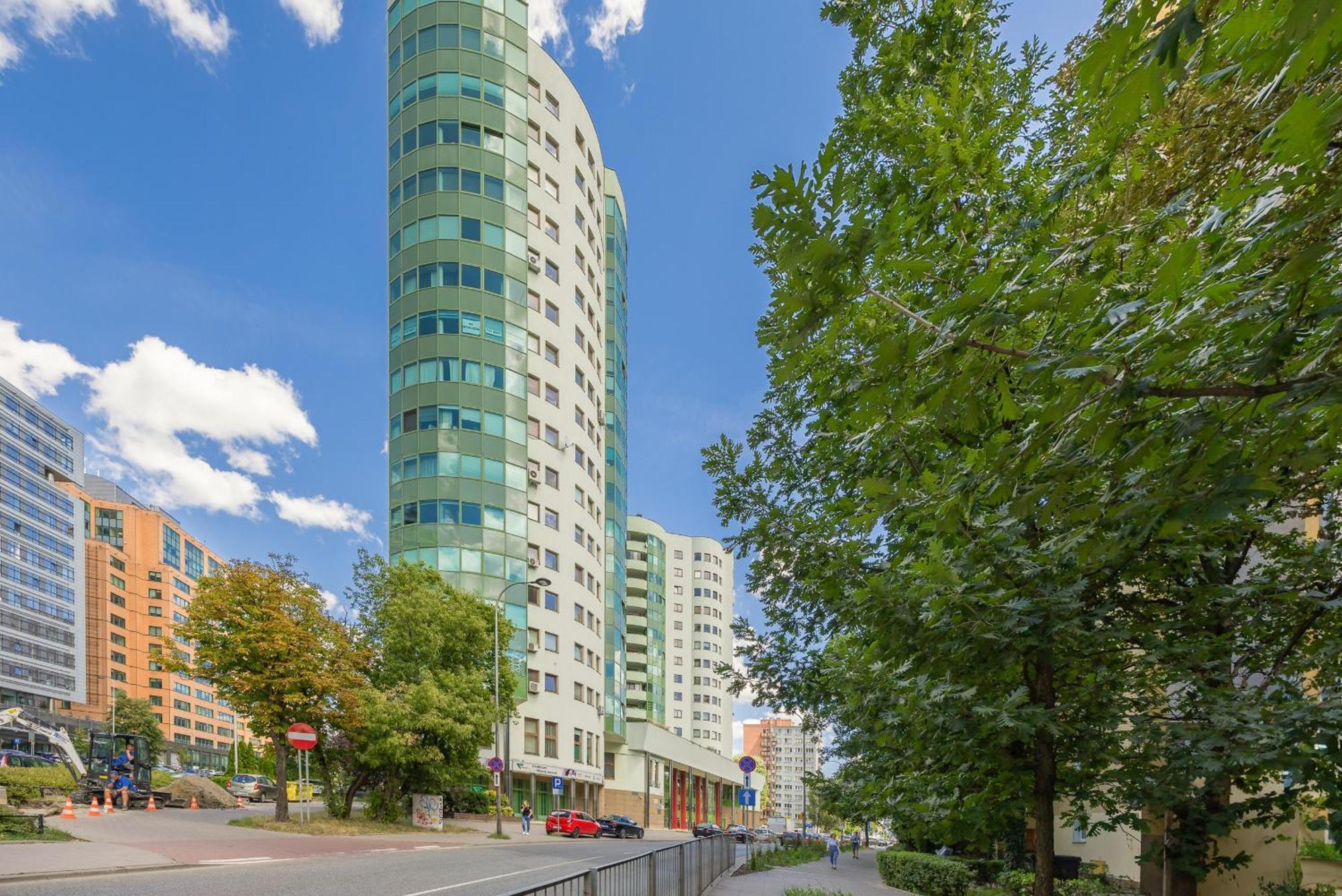 Cozy With Terrace Near Zachodnia By Renters Apartament *