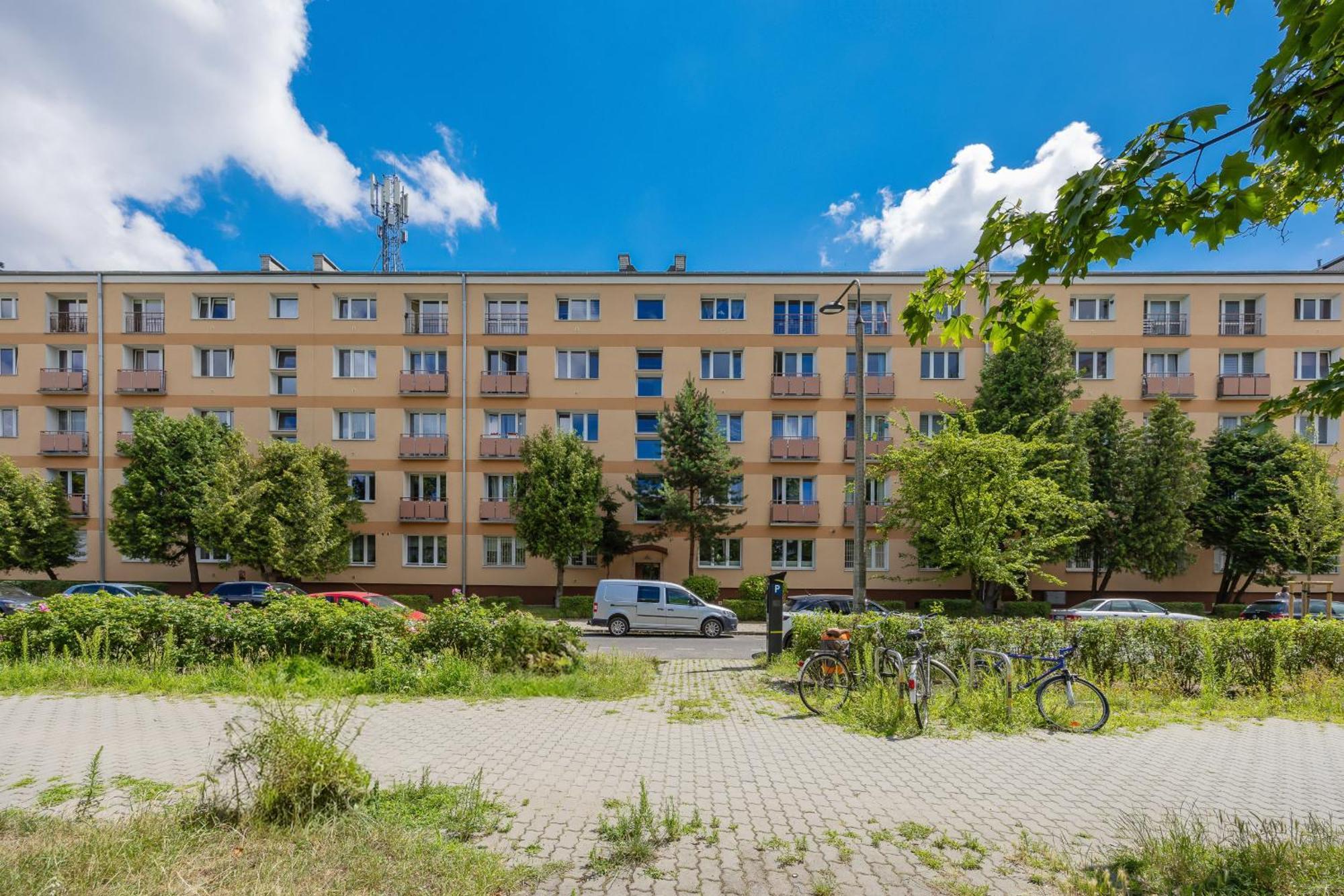 Charming Family With Balcony In Praga Polnoc District By Renters * Warsaw