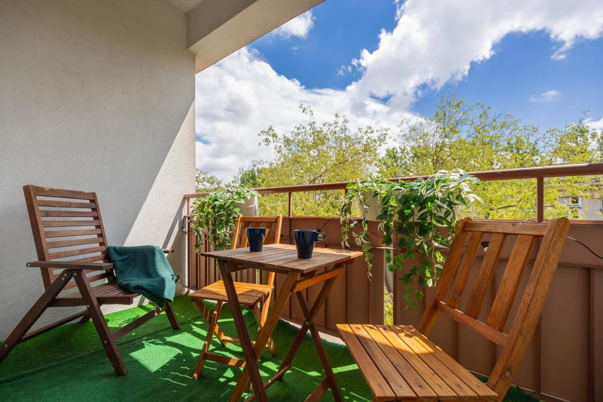 Apartment Charming Family With Balcony In Praga Polnoc District By Renters Warsaw
