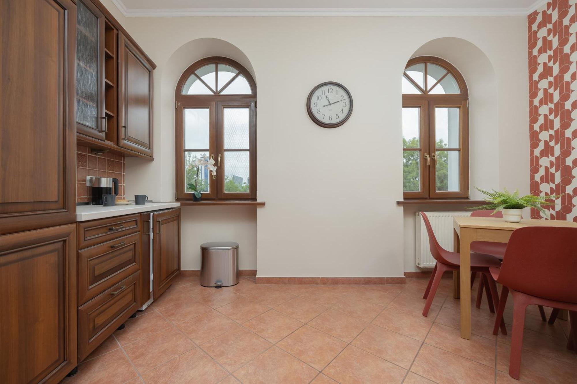 Apartament Spacious Filtry Near Pola Mokotowskie By Renters *